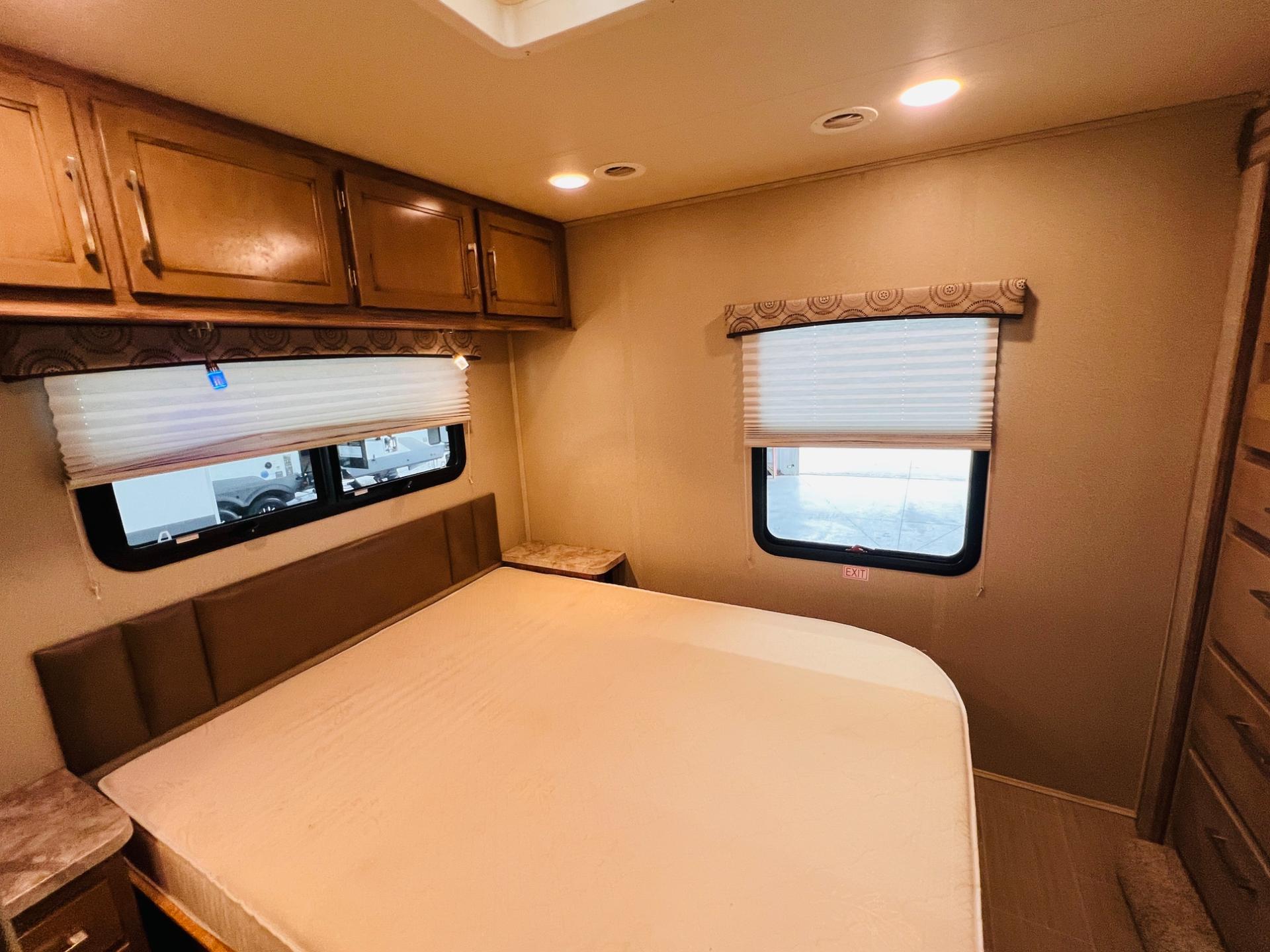 2020 Entegra Coach 2020 Entegra Coach Odyssey - thumbnail 55