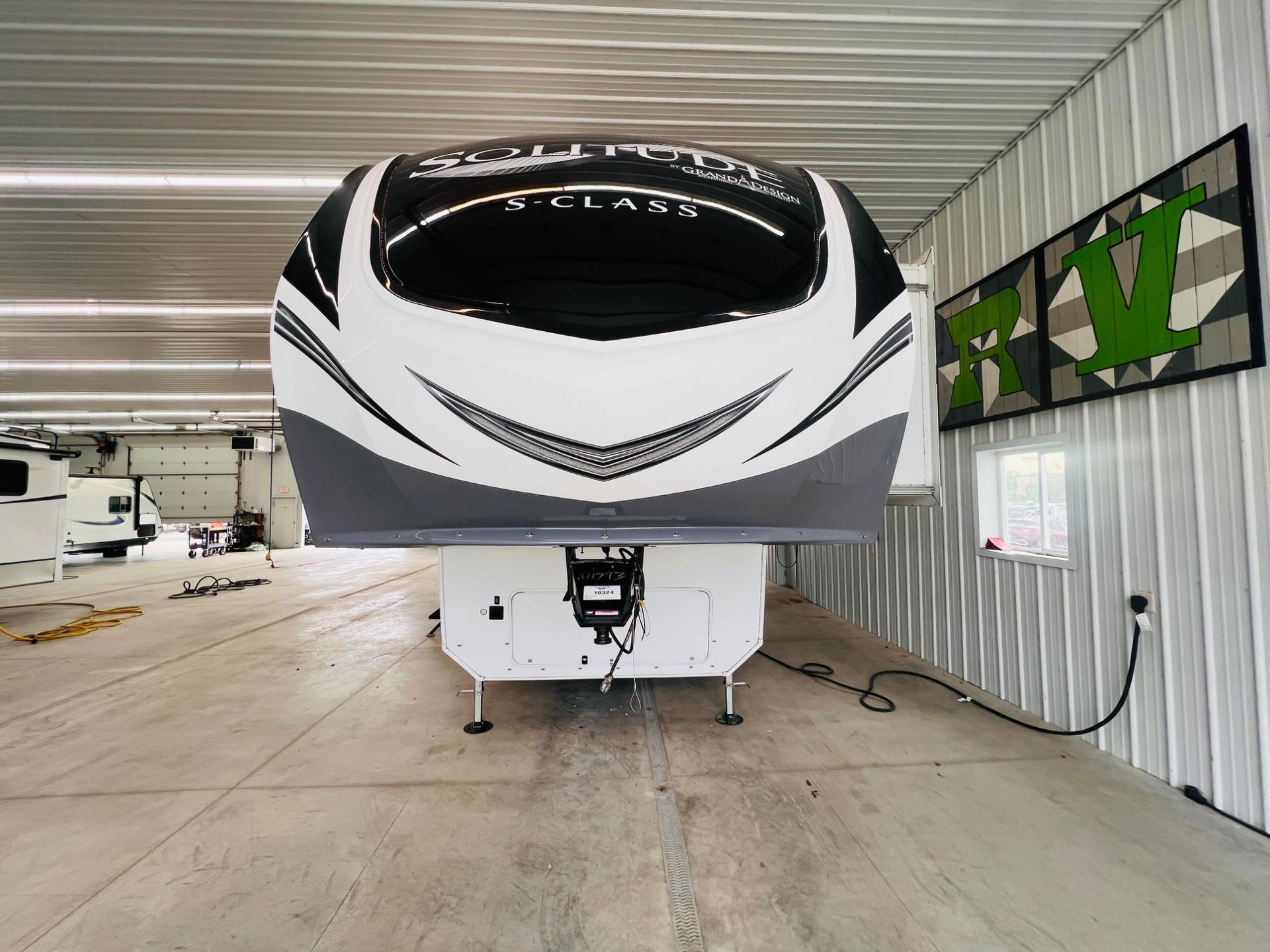 2022 Grand Design Solitude S-Class 3950BH