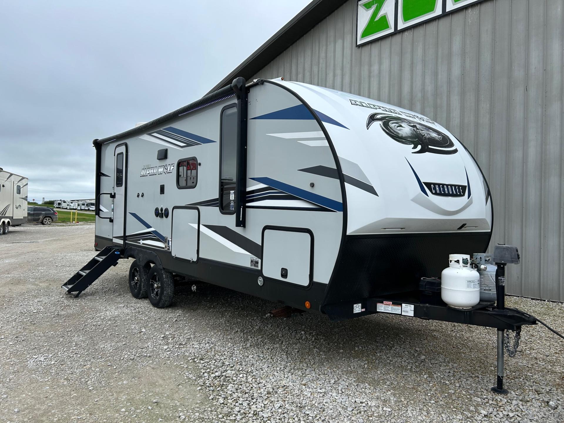 2021 Forest River Cherokee Alpha Wolf 22SW-L