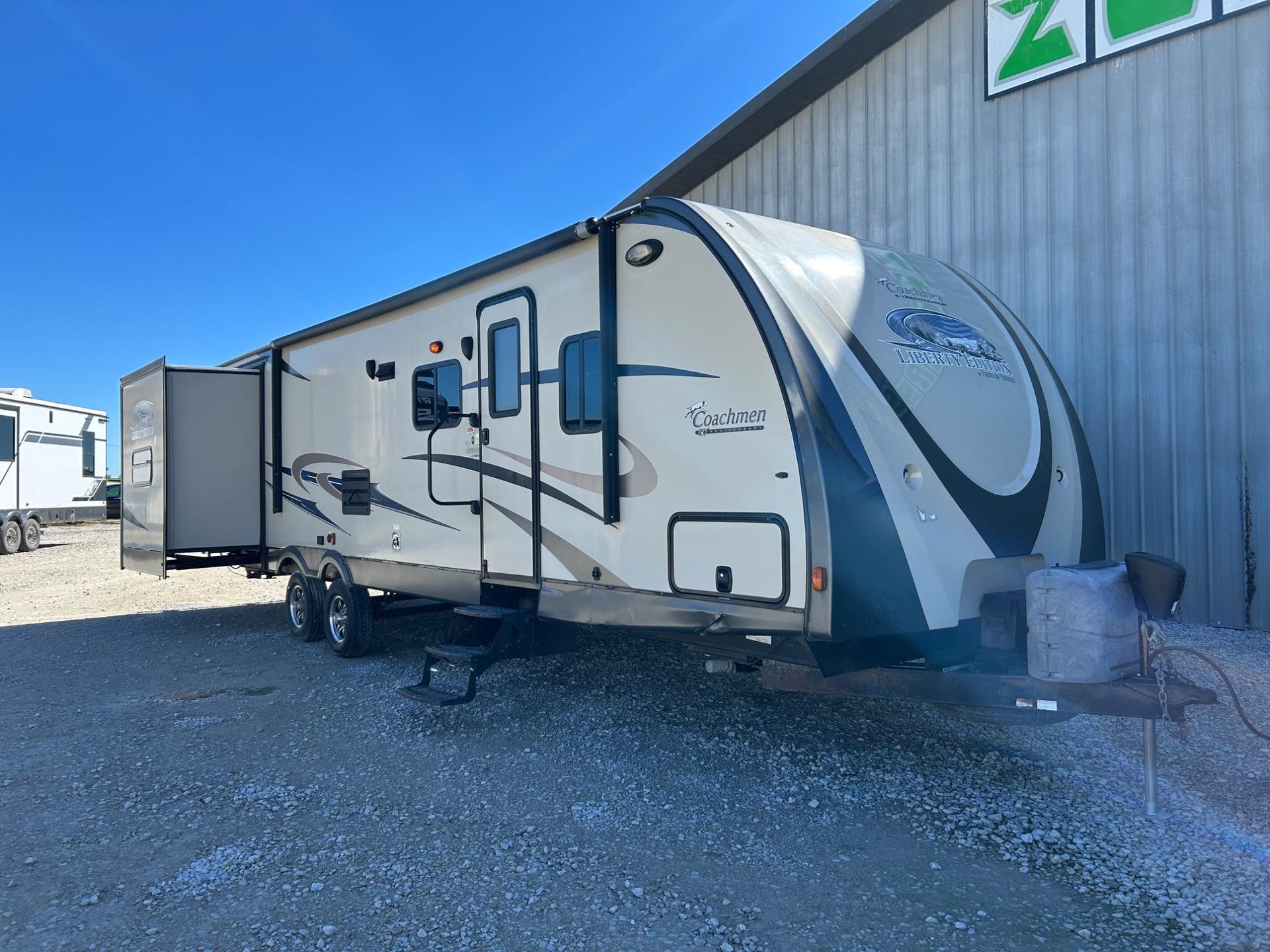 2015 Coachmen Freedom Express 312BHDS