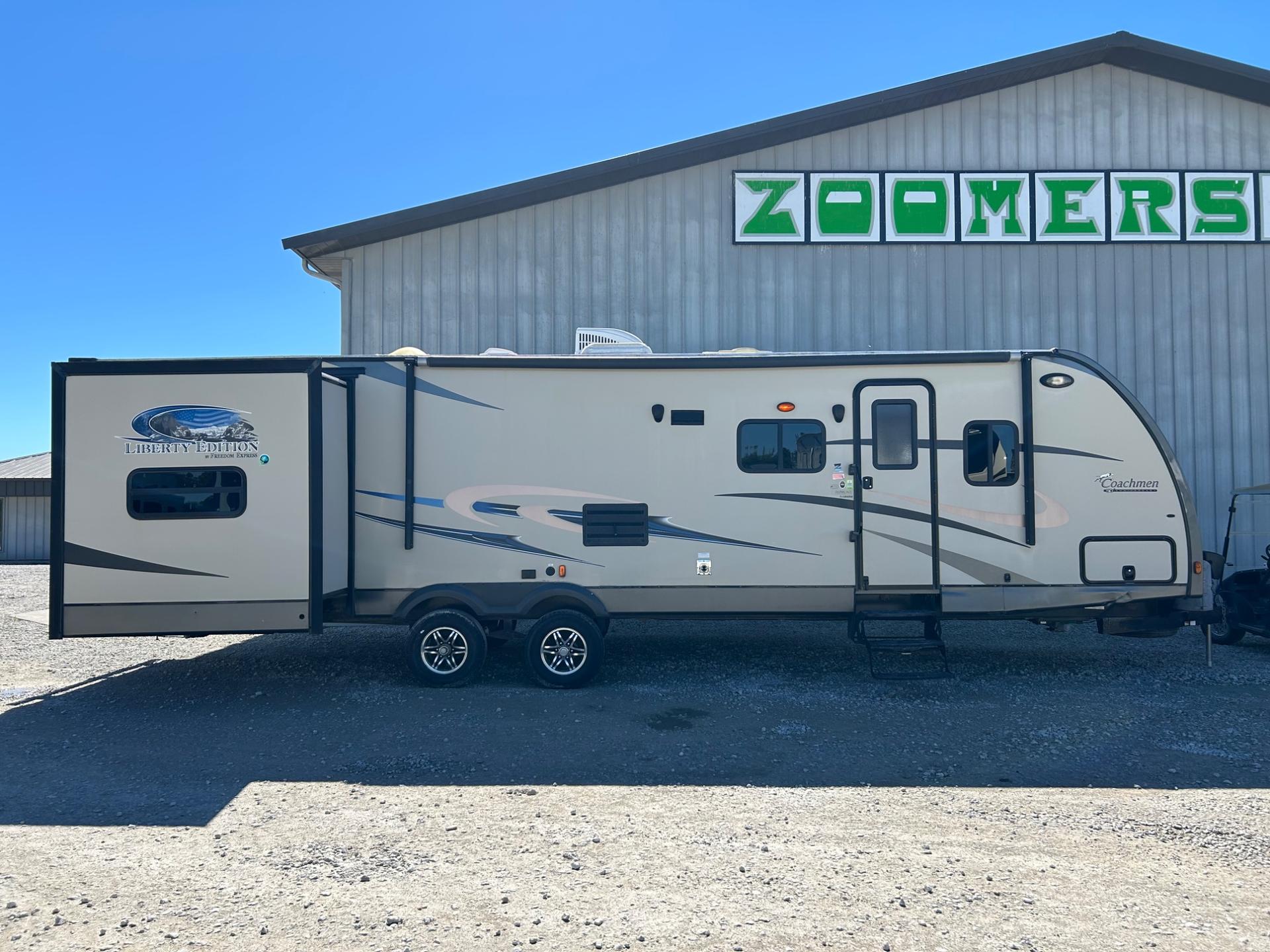2015 Coachmen 2015 Coachmen Freedom Express - thumbnail 2