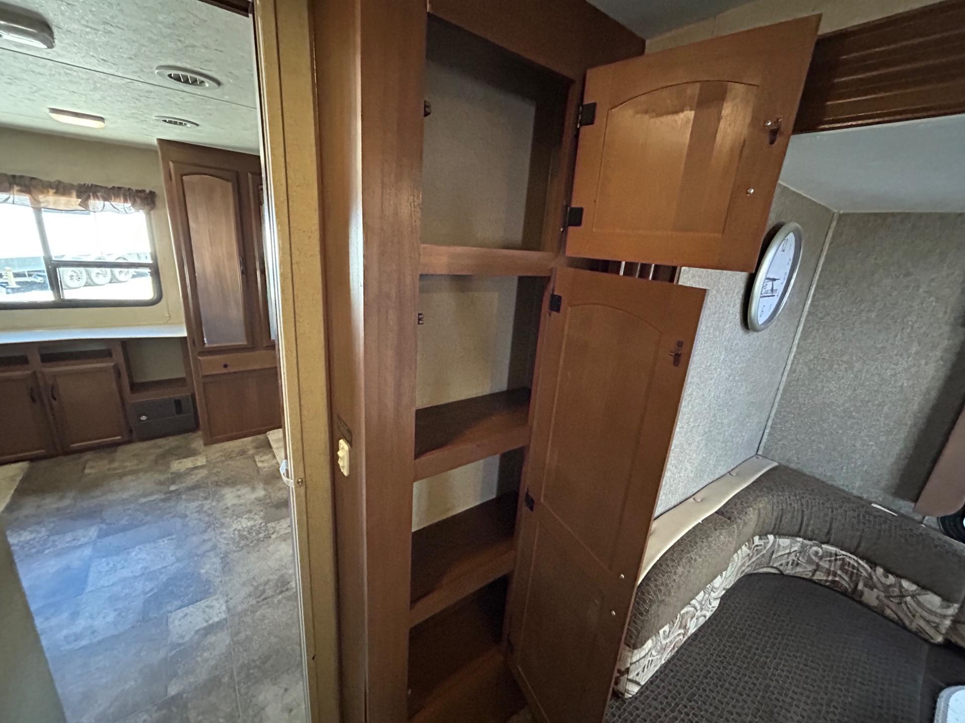 2015 Coachmen 2015 Coachmen Freedom Express - thumbnail 27