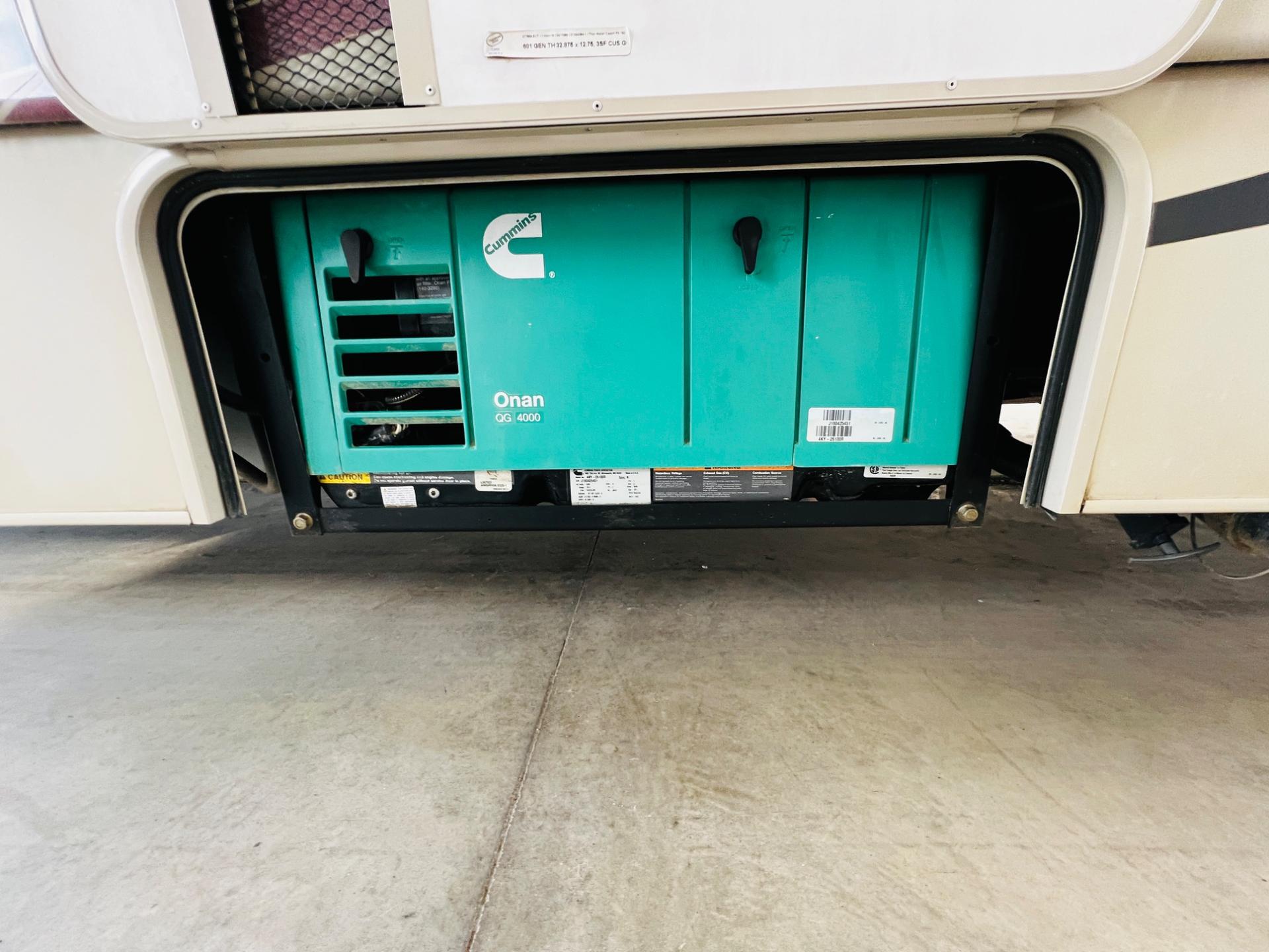2019 Thor Motor Coach 2019 Thor Motor Coach Outlaw - thumbnail 14