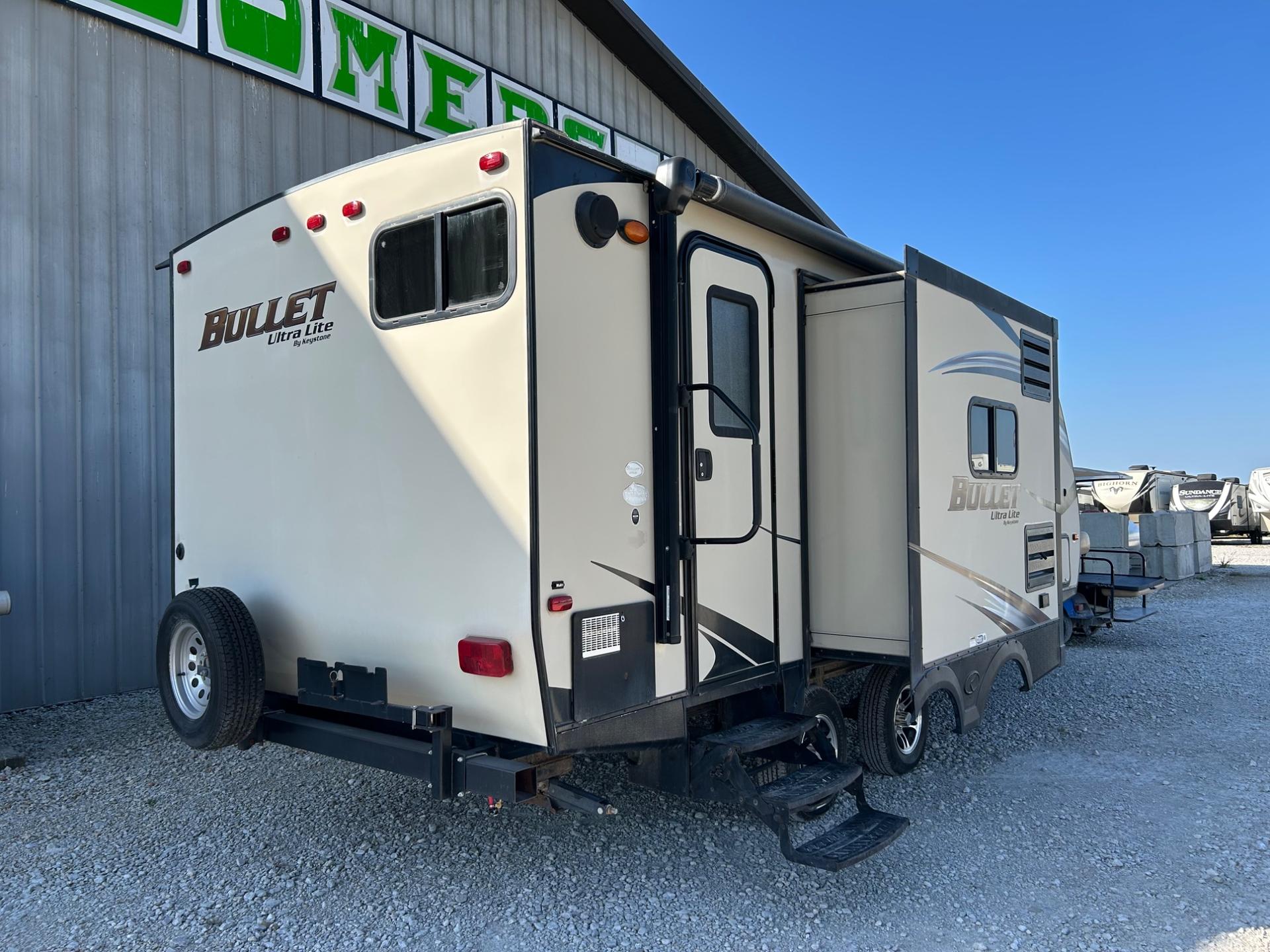 2015 Keystone 2015 Keystone BULLETT - thumbnail 8