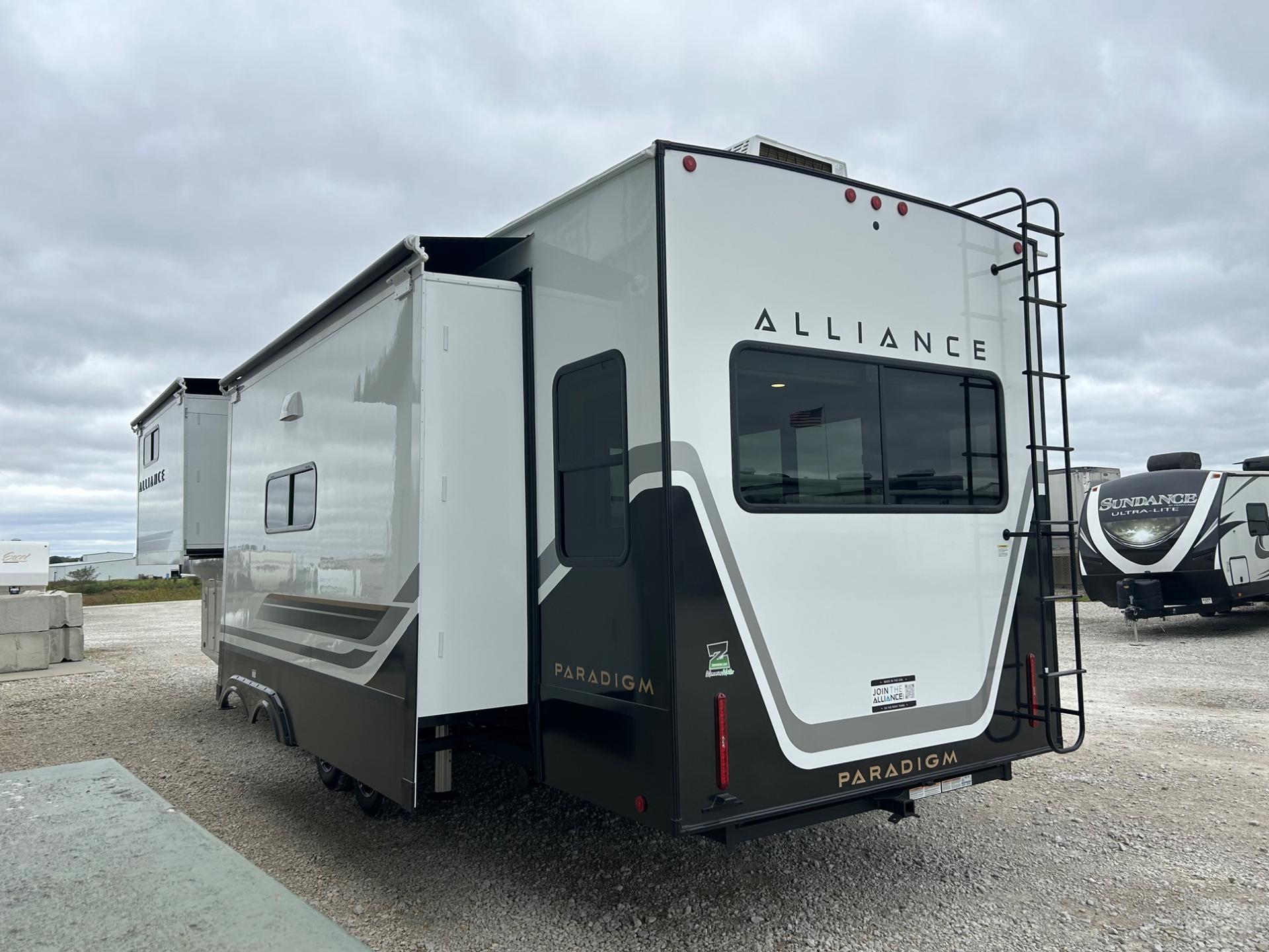 2027 Alliance RV 2027 Alliance RV Paradigm - thumbnail 6