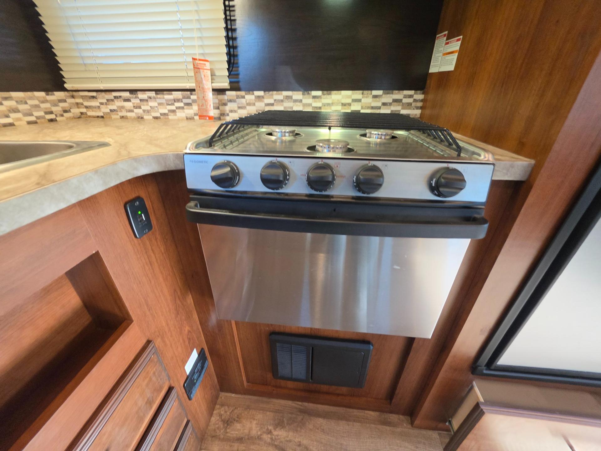 2018 Jayco 2018 Jayco Eagle - thumbnail 23