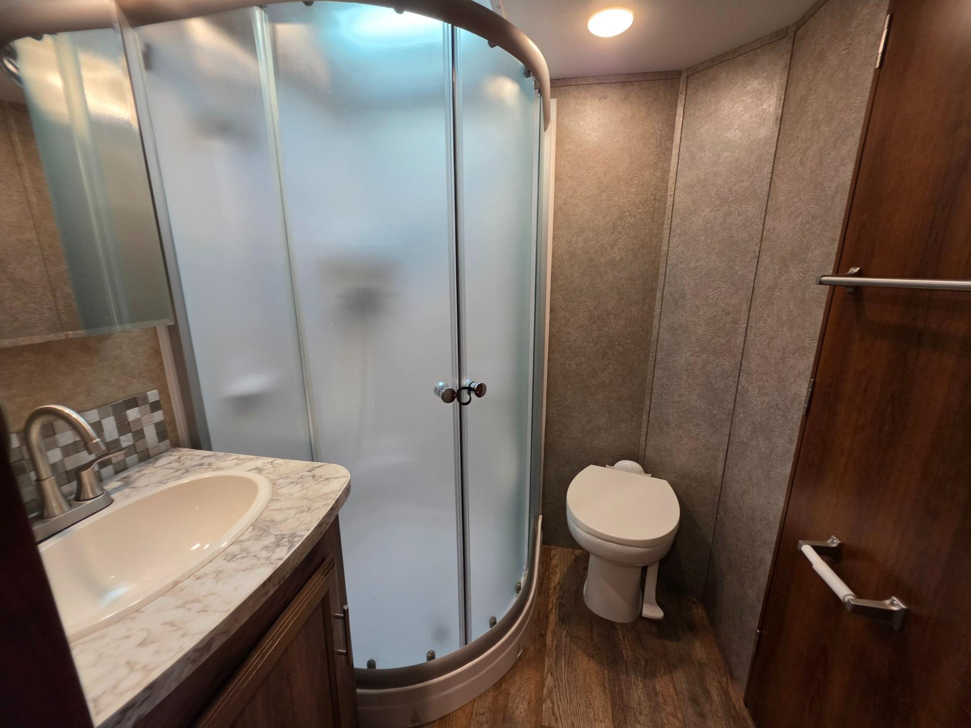2018 Jayco 2018 Jayco Eagle - thumbnail 33