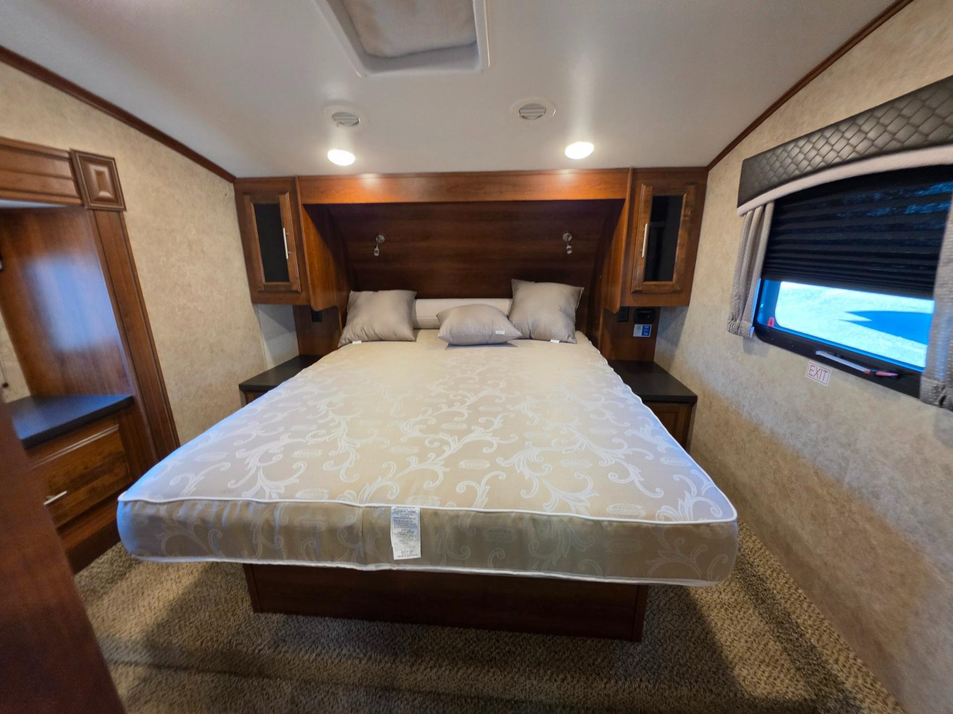 2018 Jayco 2018 Jayco Eagle - thumbnail 34