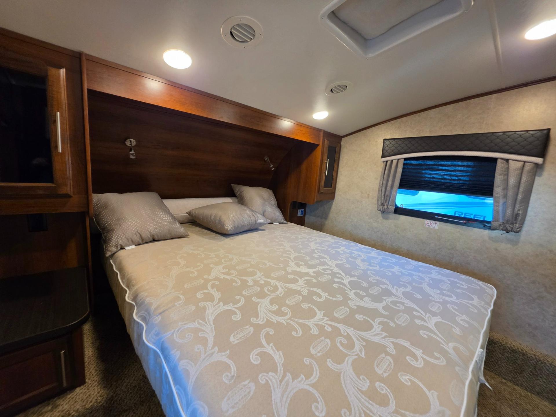 2018 Jayco 2018 Jayco Eagle - thumbnail 37