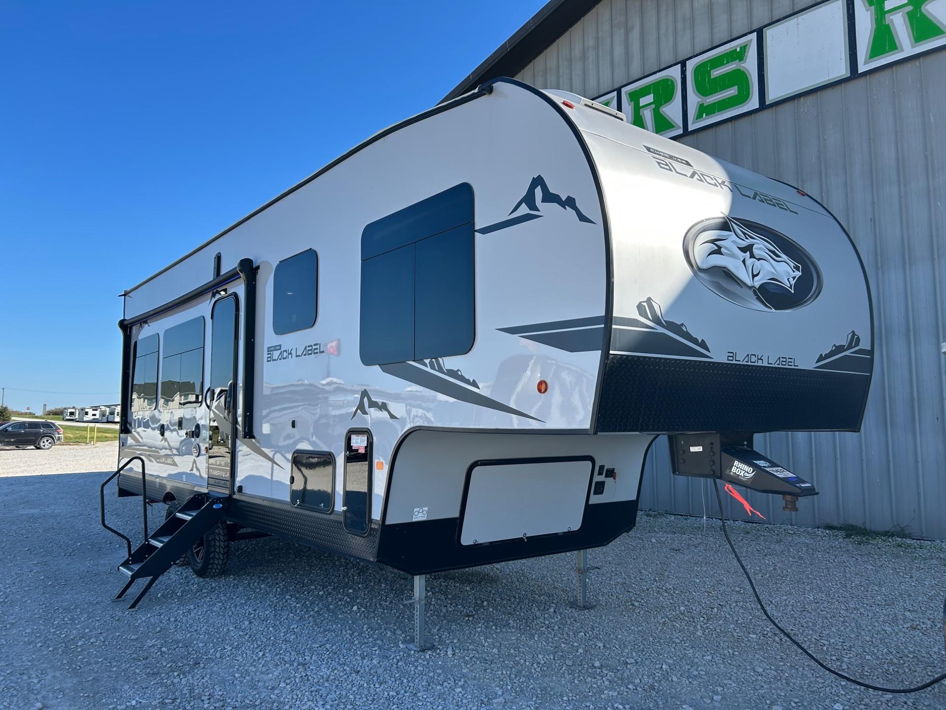 2024 Forest River CHEROKEE GREY WOLF 256RRBL