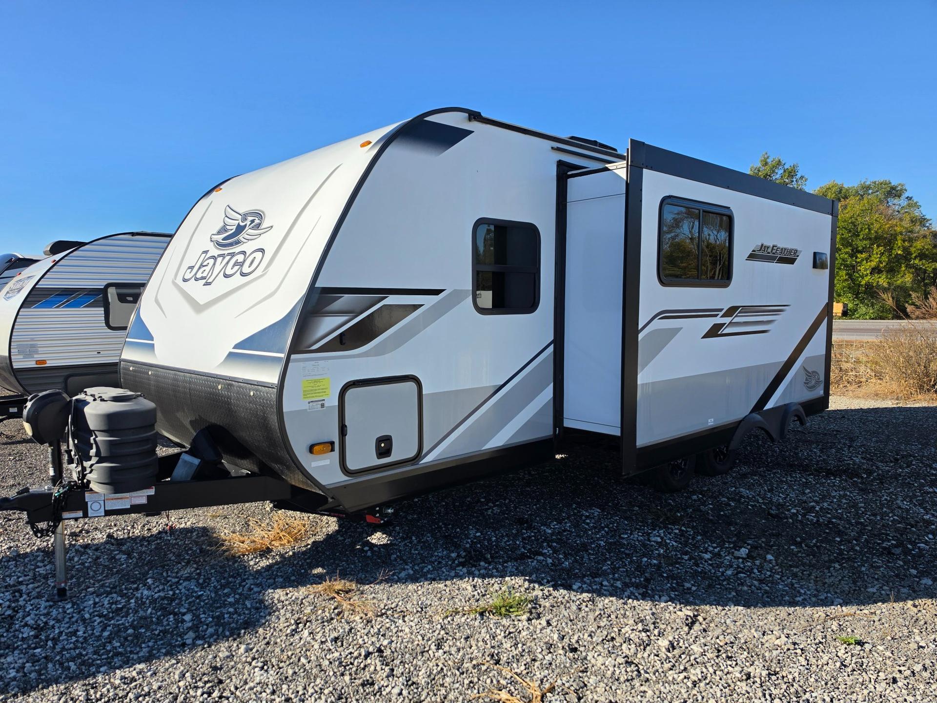 2025 Jayco 2025 Jayco Jay Feather - thumbnail 5