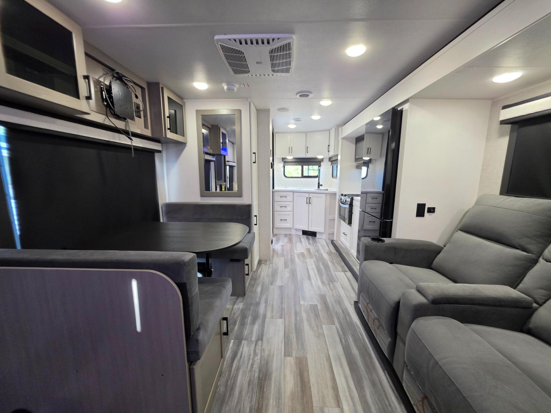 2025 Jayco 2025 Jayco Jay Feather - thumbnail 13