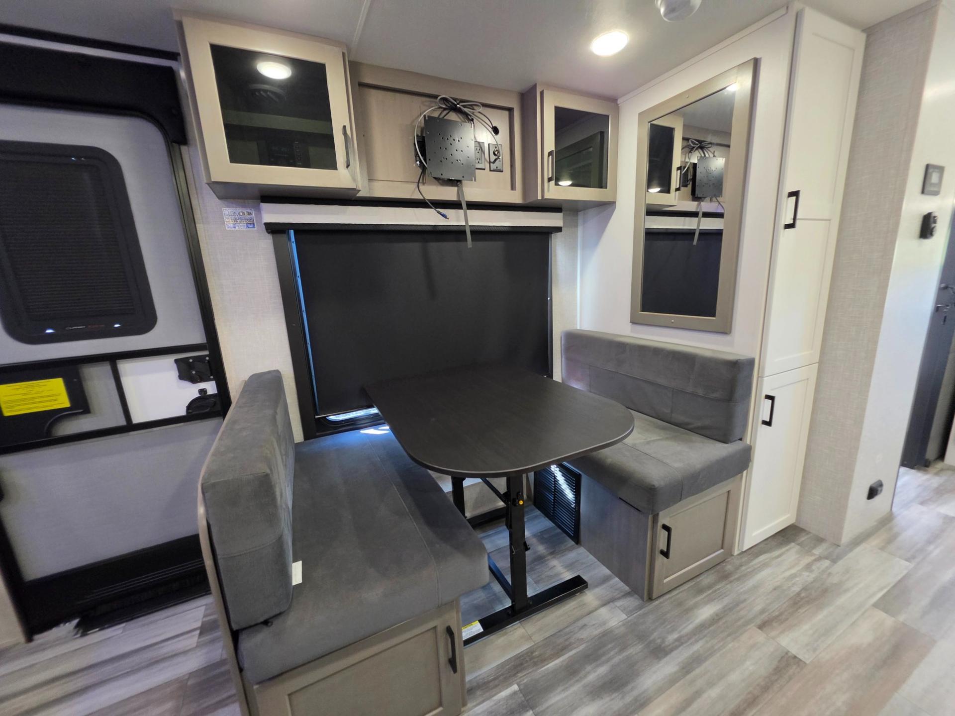 2025 Jayco 2025 Jayco Jay Feather - thumbnail 15