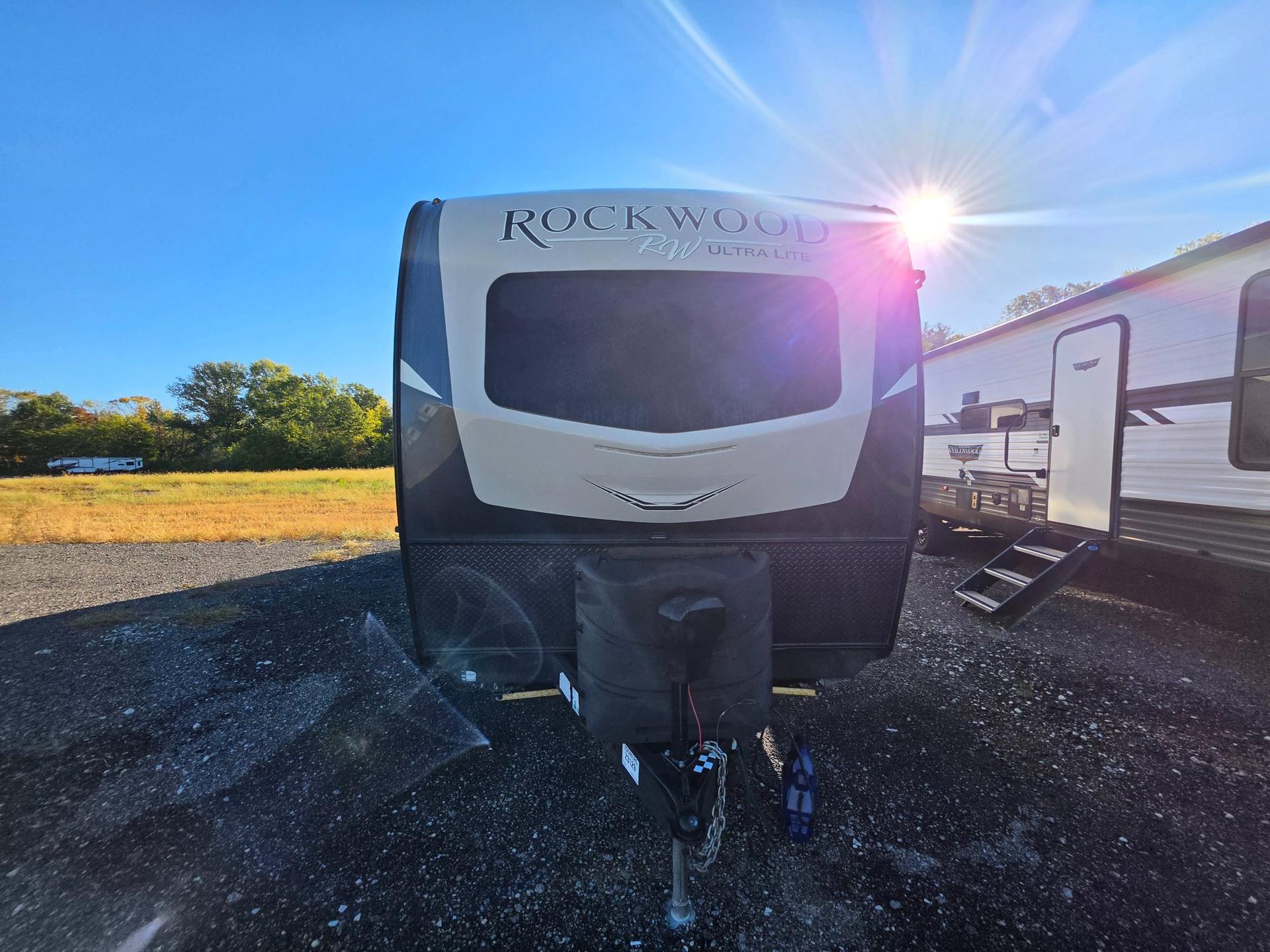 2020 Forest River 2020 Forest River ROCKWOOD - thumbnail 2