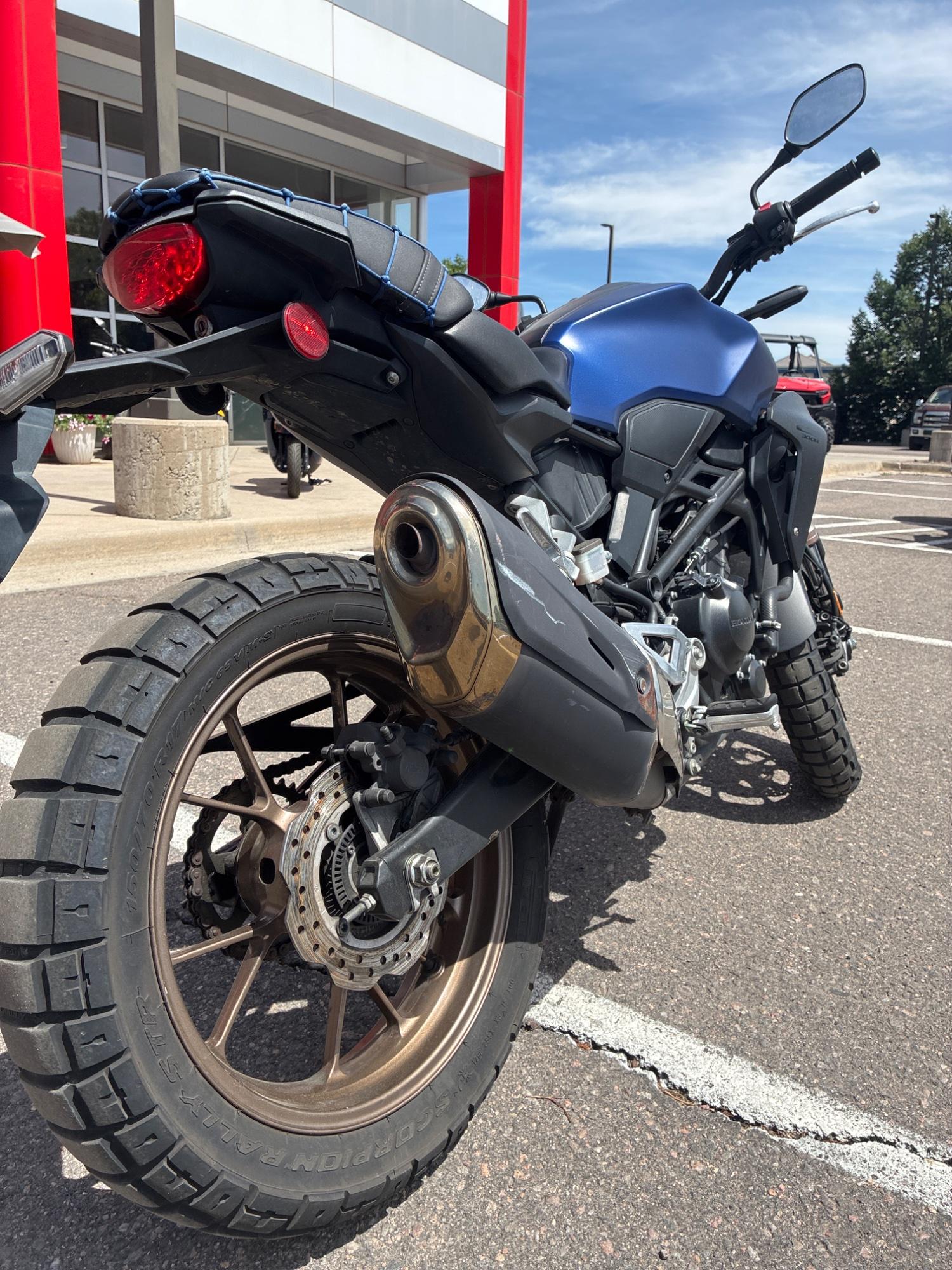 2022 Honda 2022 Honda CB300R - thumbnail 2