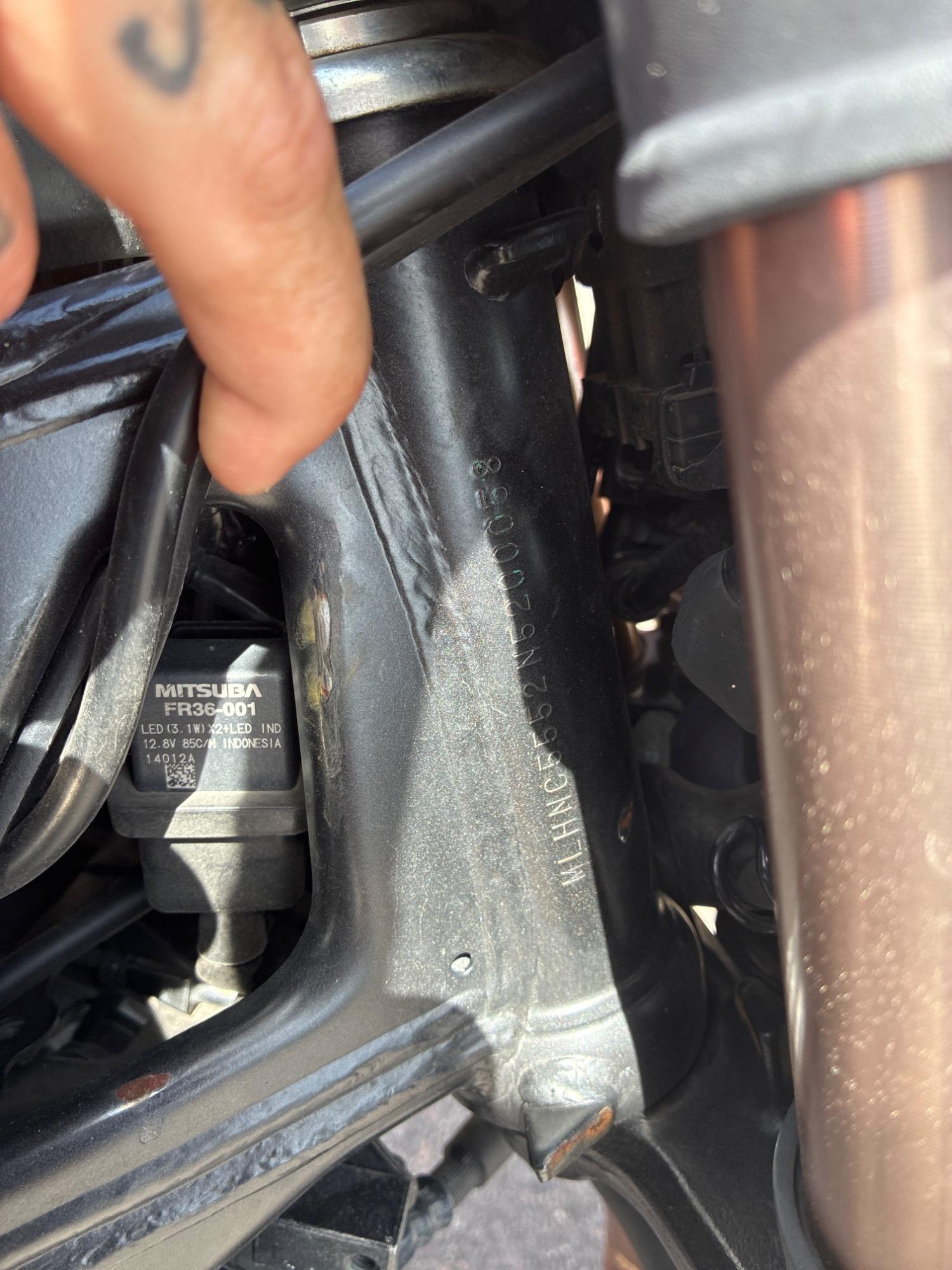 2022 Honda 2022 Honda CB300R - thumbnail 10