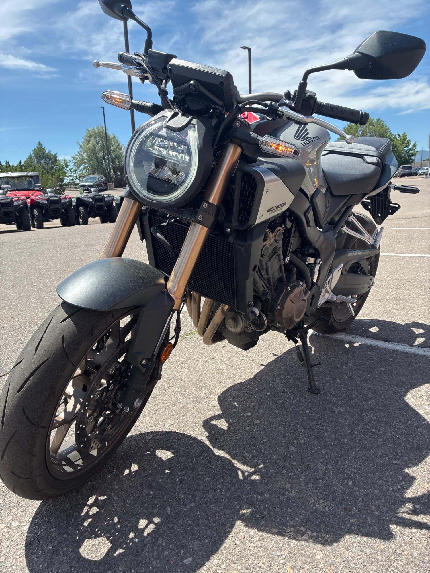 2024 Honda 2024 Honda CB650R E-Clutch - thumbnail 6
