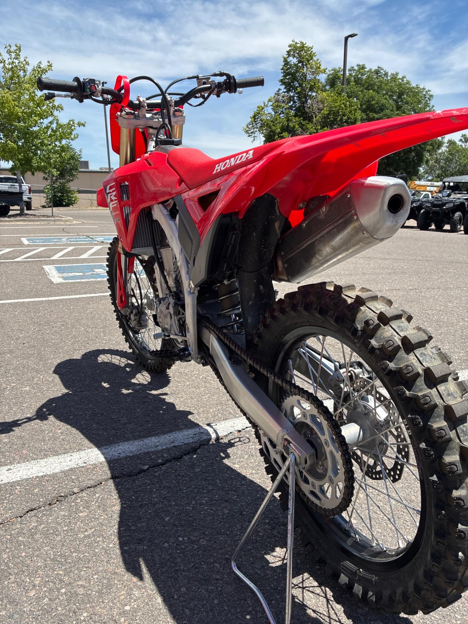 2025 Honda 2025 Honda CRF450R - thumbnail 4