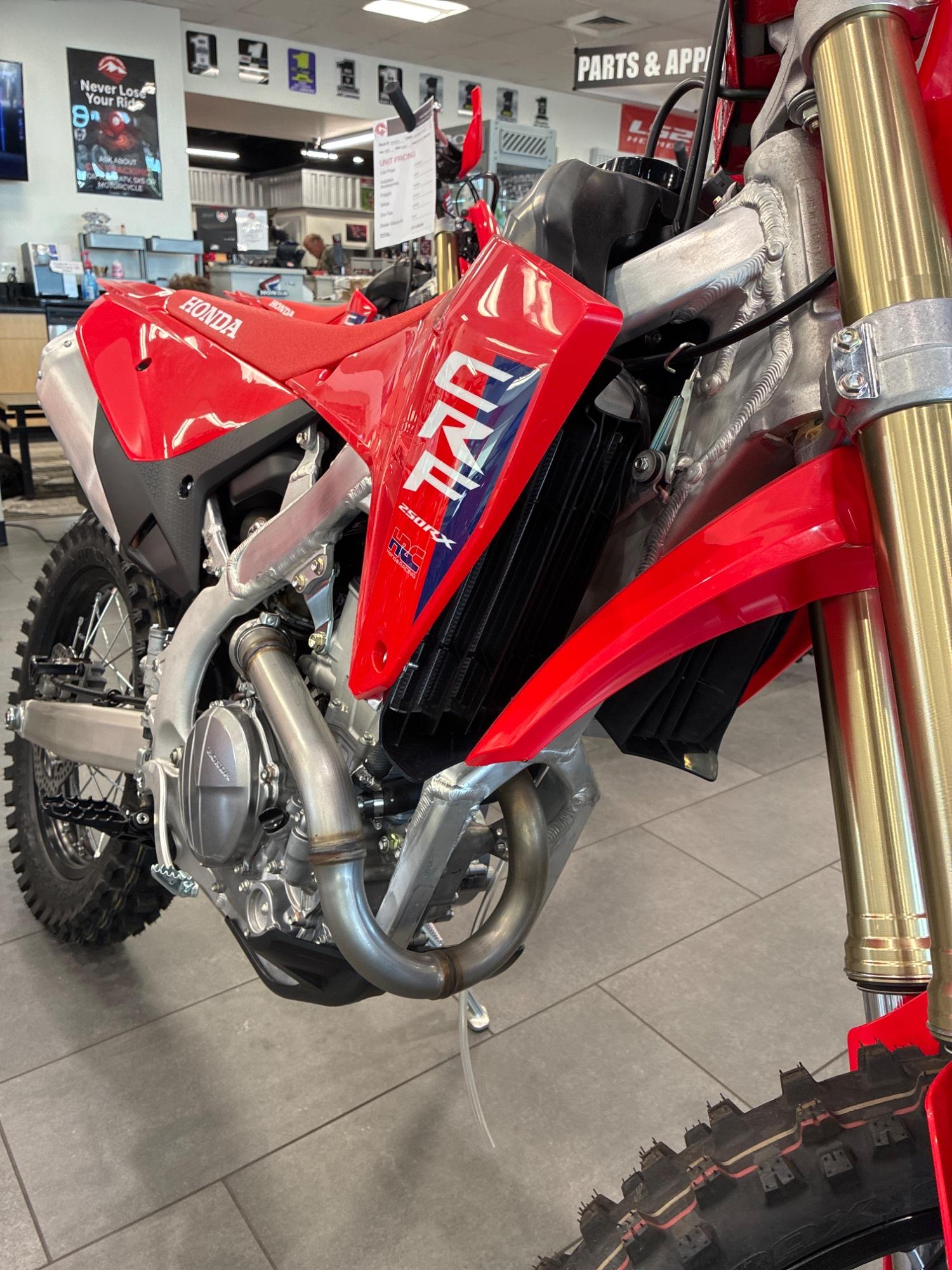 2026 Honda 2026 Honda CRF250R - thumbnail 8
