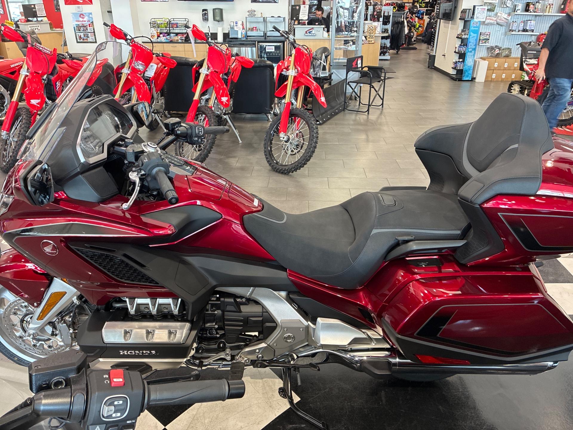 2026 Honda 2026 Honda Gold Wing Tour - thumbnail 5
