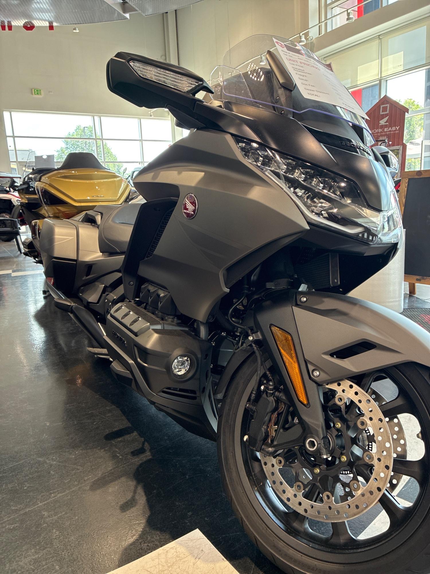 2026 Honda 2026 Honda Gold Wing Automatic DCT - thumbnail 4
