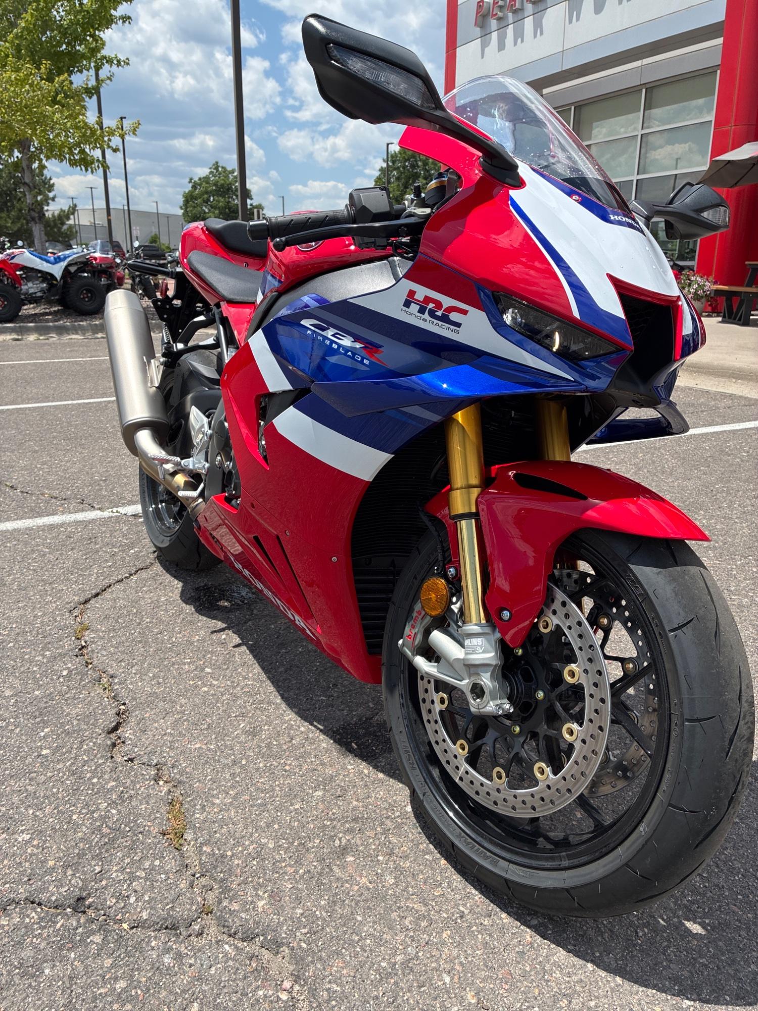 2026 Honda 2026 Honda CBR1000RR-R Fireblade SP - thumbnail 8
