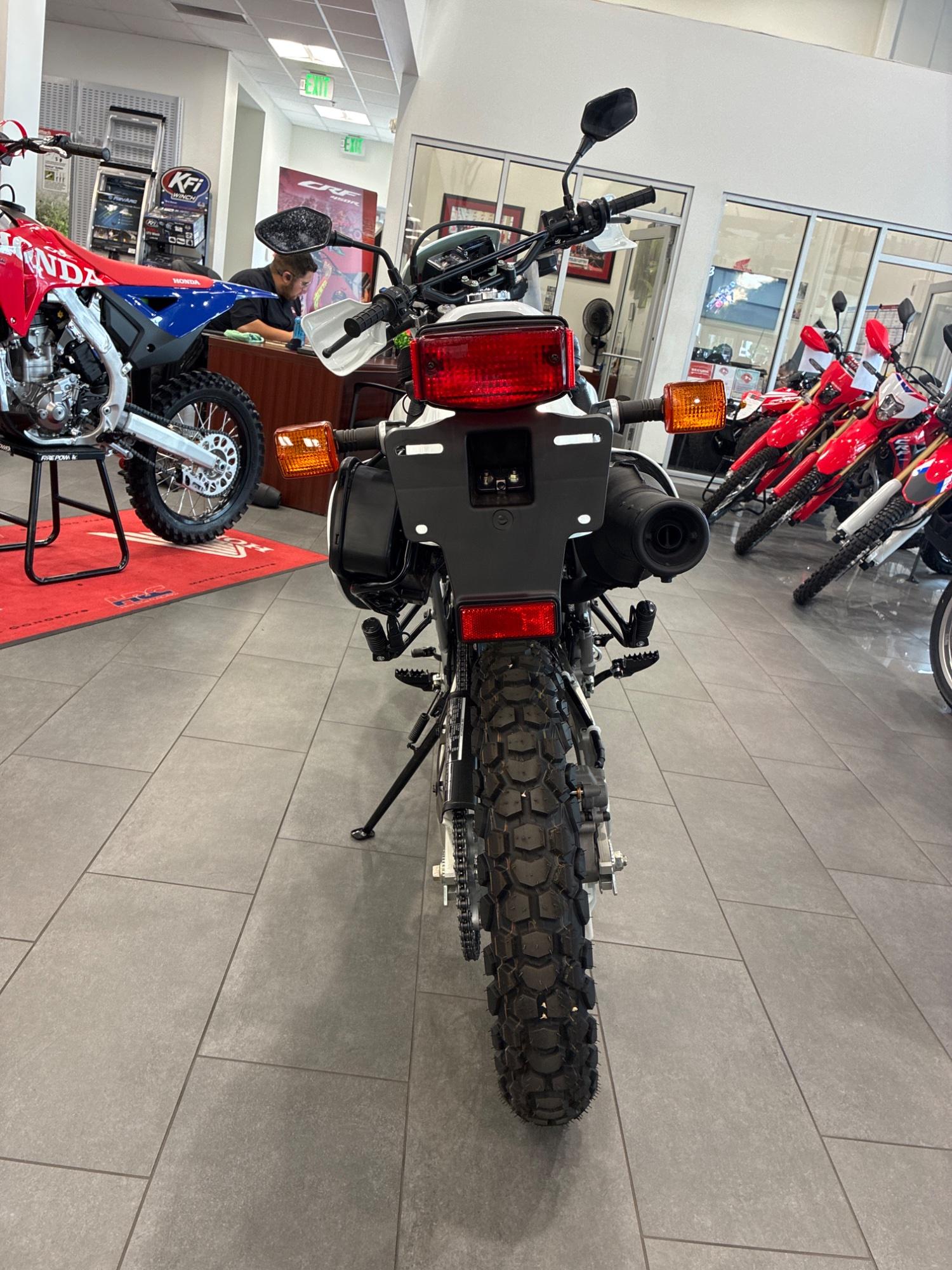 2025 Honda 2025 Honda XR650L - thumbnail 7