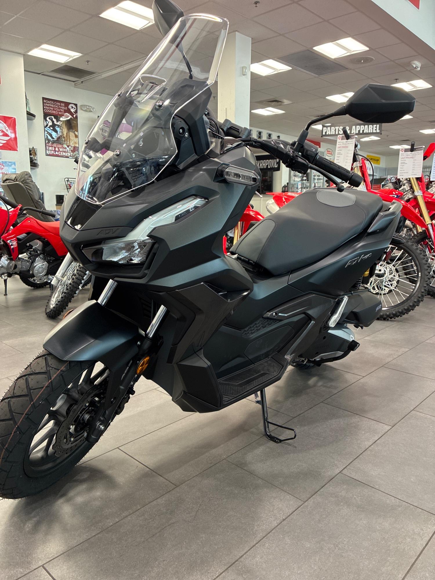 2027 Honda 2027 Honda ADV160 - thumbnail 4