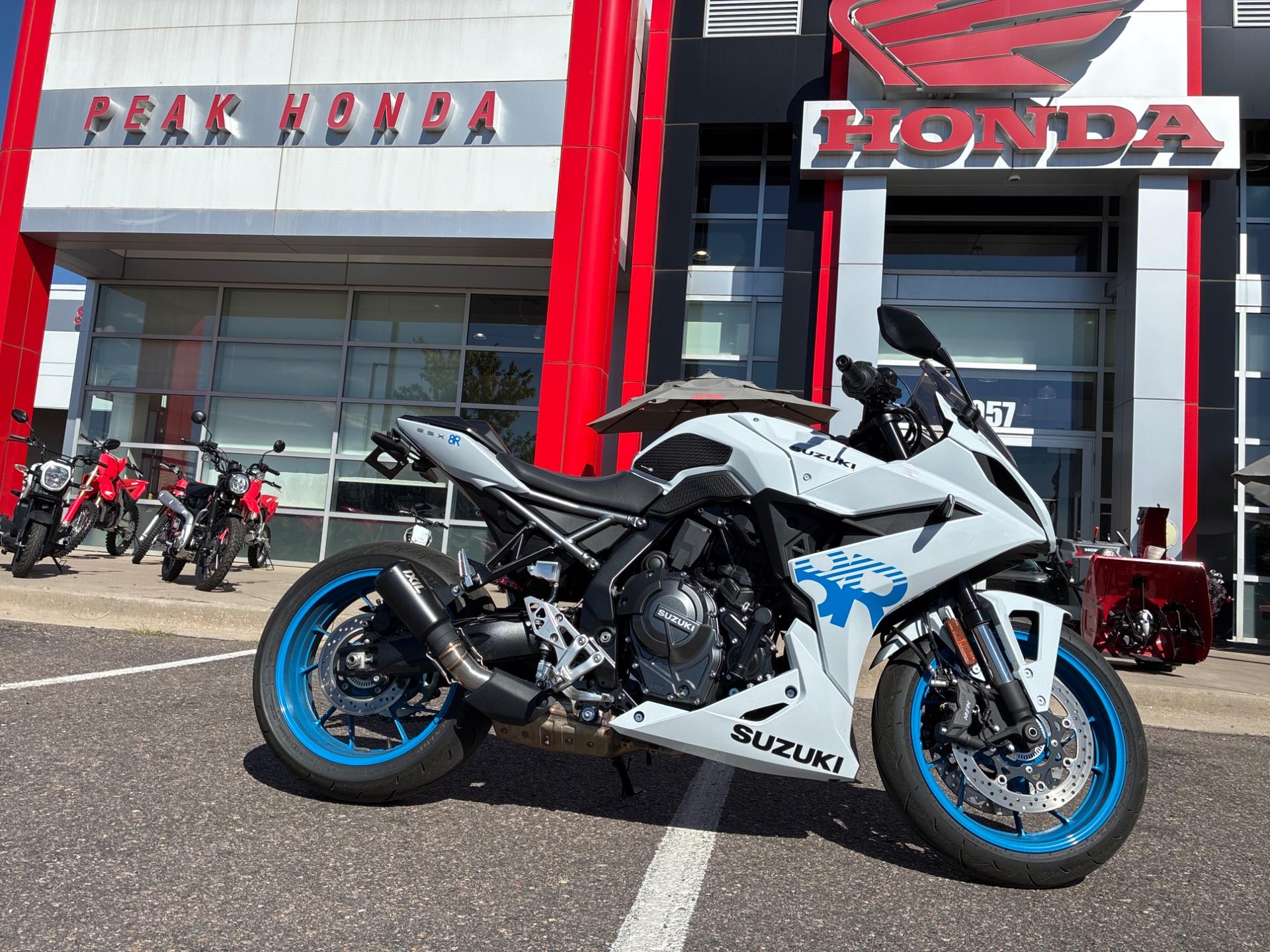 2026 Suzuki GSX-8R GSX800FRQM6
