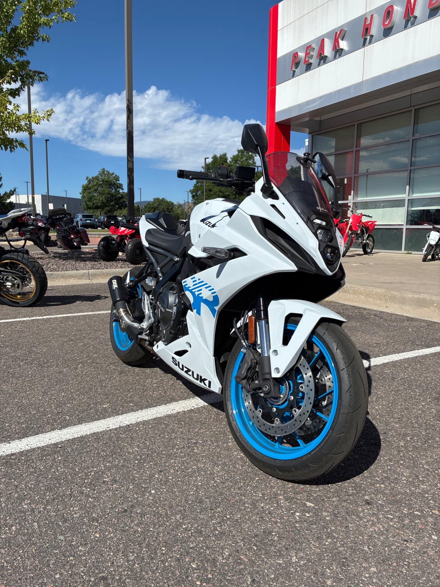 2026 Suzuki 2026 Suzuki GSX-8R - thumbnail 2