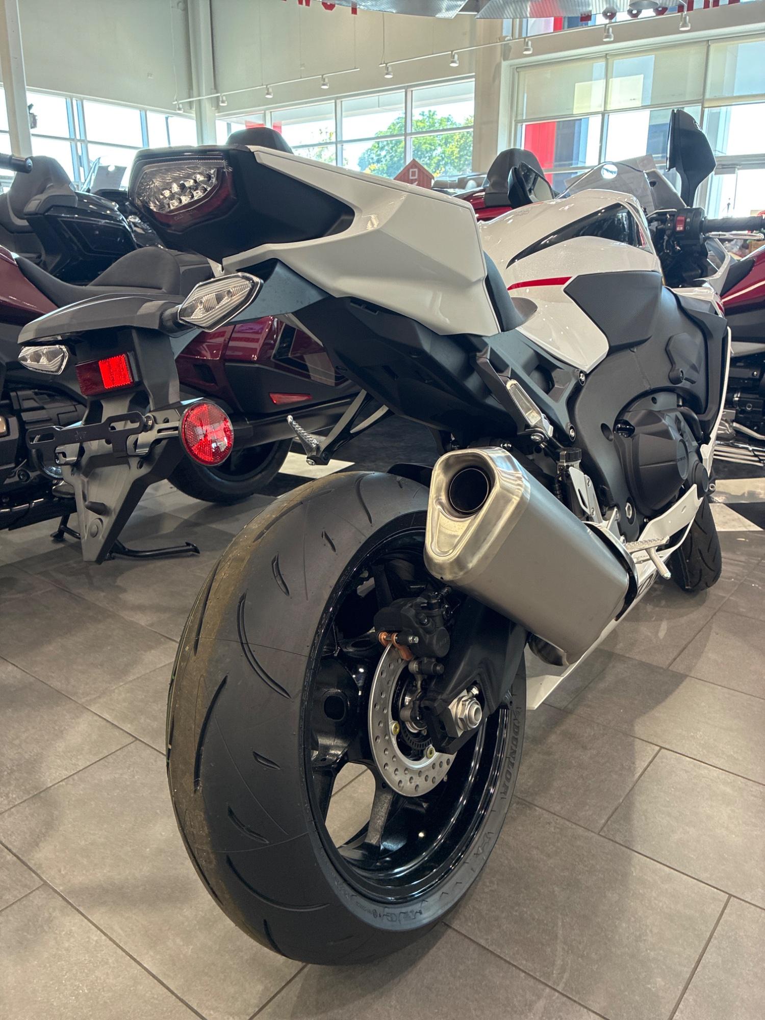 2026 Honda 2026 Honda CBR1000RR - thumbnail 6