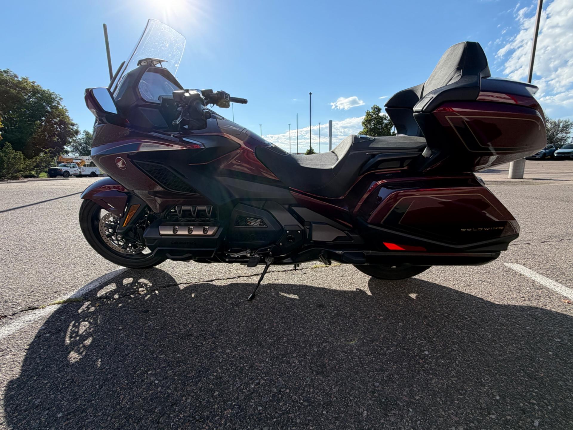 2025 Honda 2025 Honda Gold Wing Tour - thumbnail 5