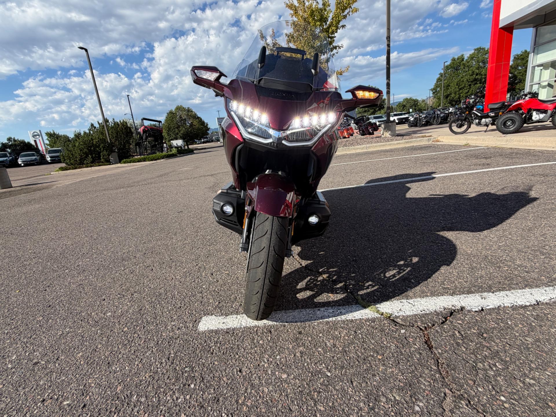 2025 Honda 2025 Honda Gold Wing Tour - thumbnail 7