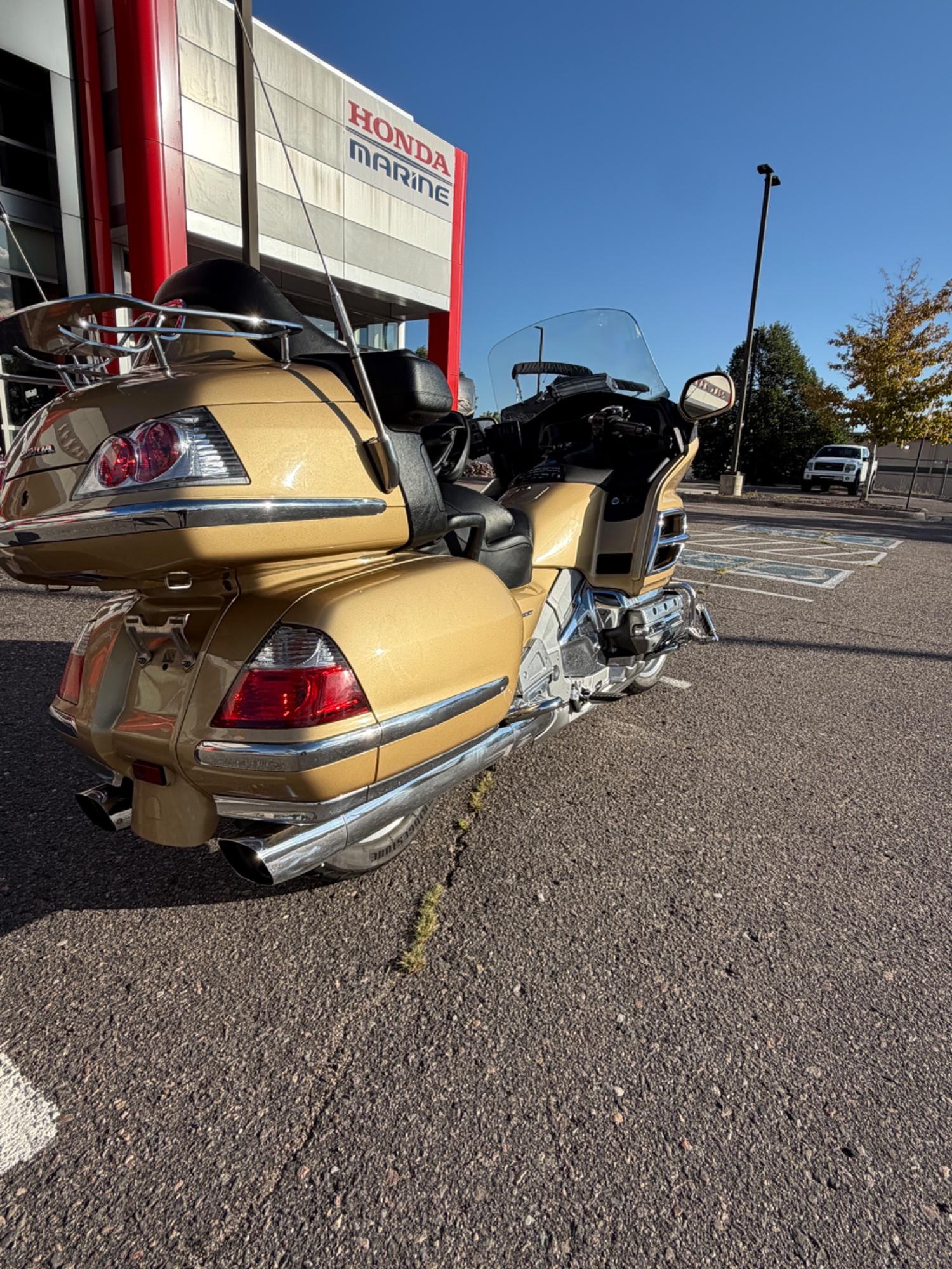 2006 Honda 2006 Honda Gold Wing - thumbnail 2