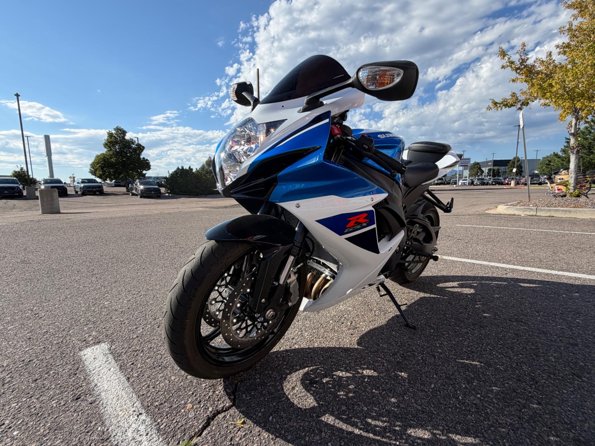 2025 Suzuki 2025 Suzuki GSX-R600 - thumbnail 6