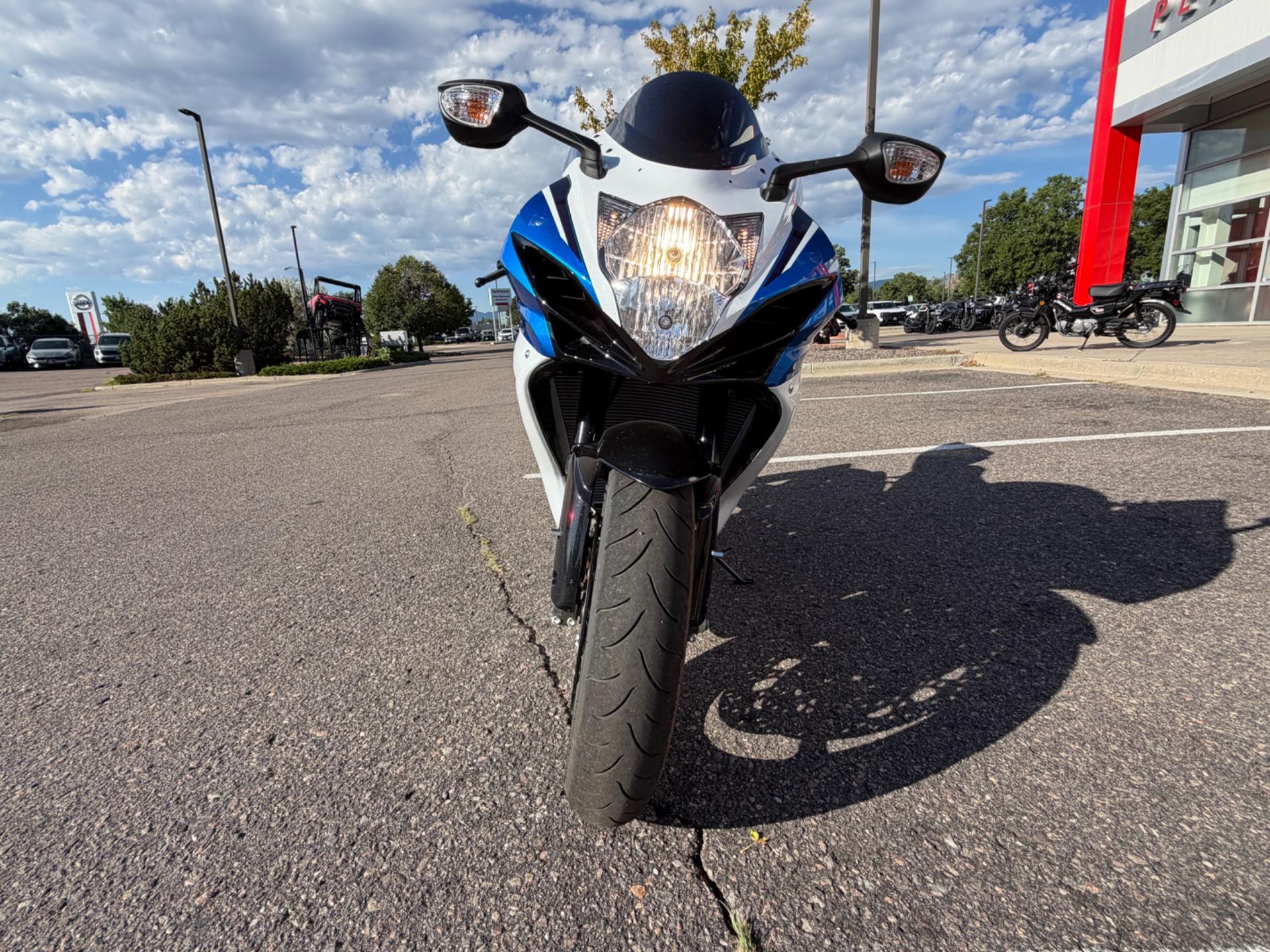 2025 Suzuki 2025 Suzuki GSX-R600 - thumbnail 7