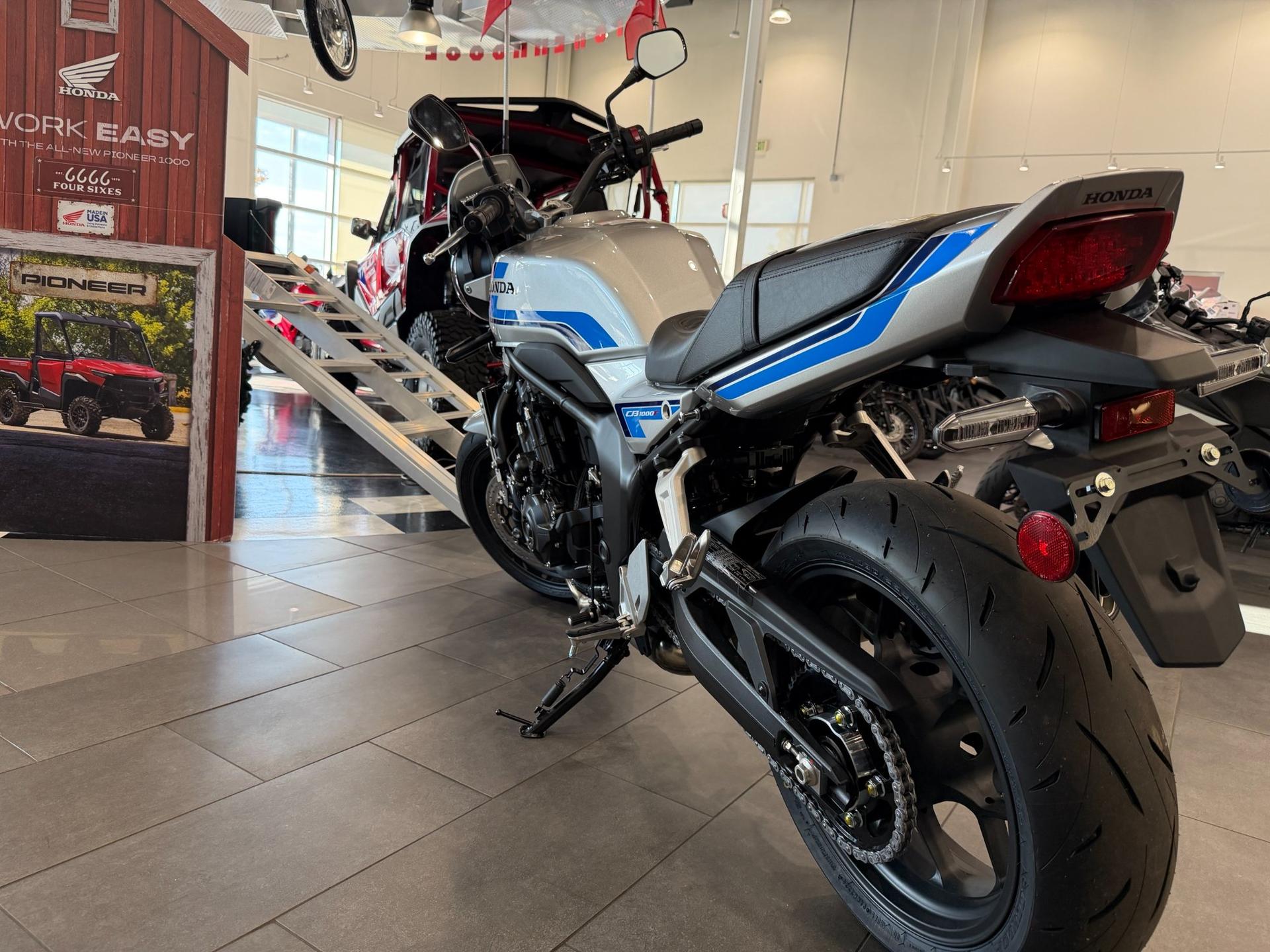 2026 Honda 2026 Honda CB1000F - thumbnail 5