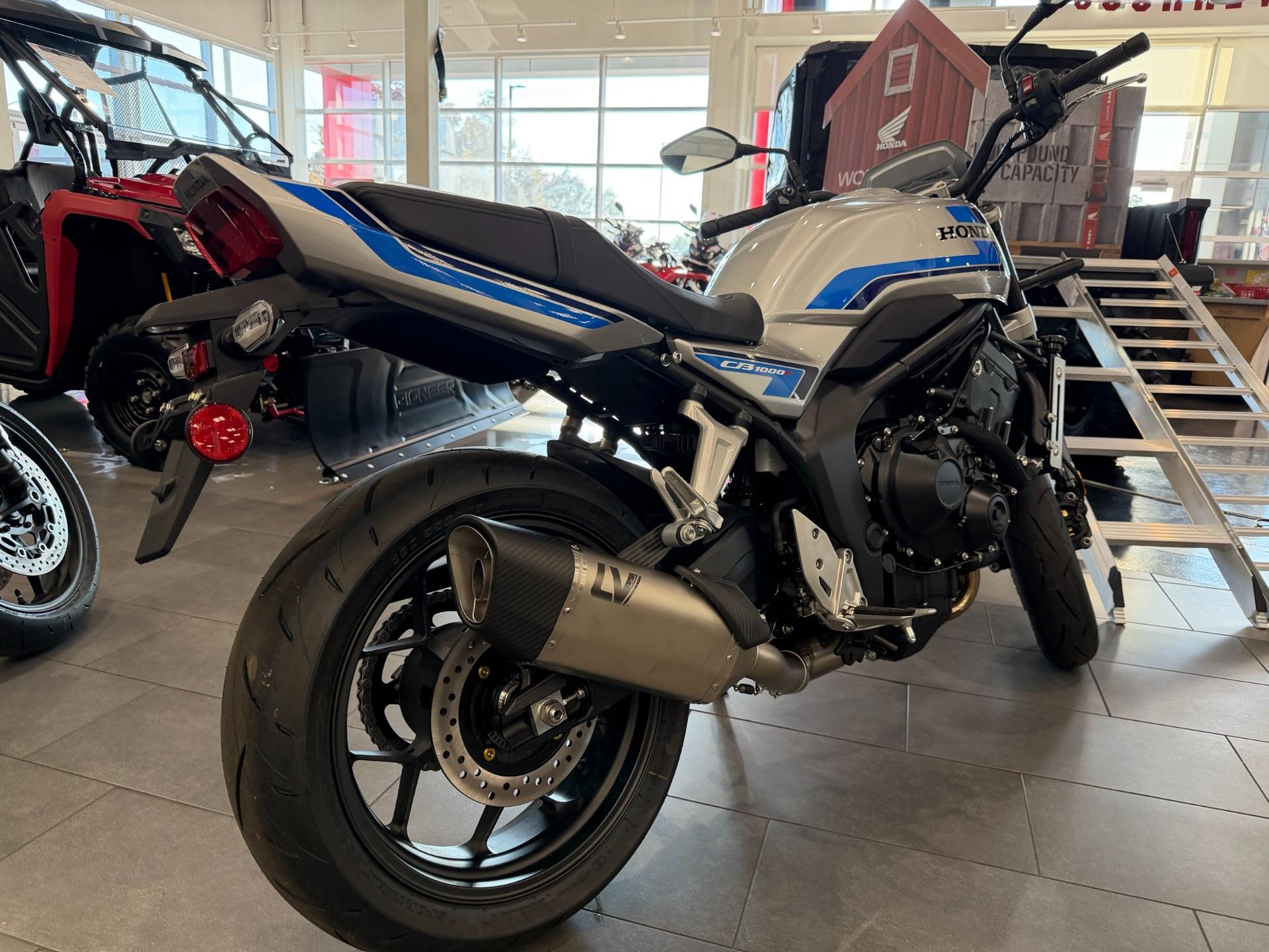 2026 Honda 2026 Honda CB1000F - thumbnail 6