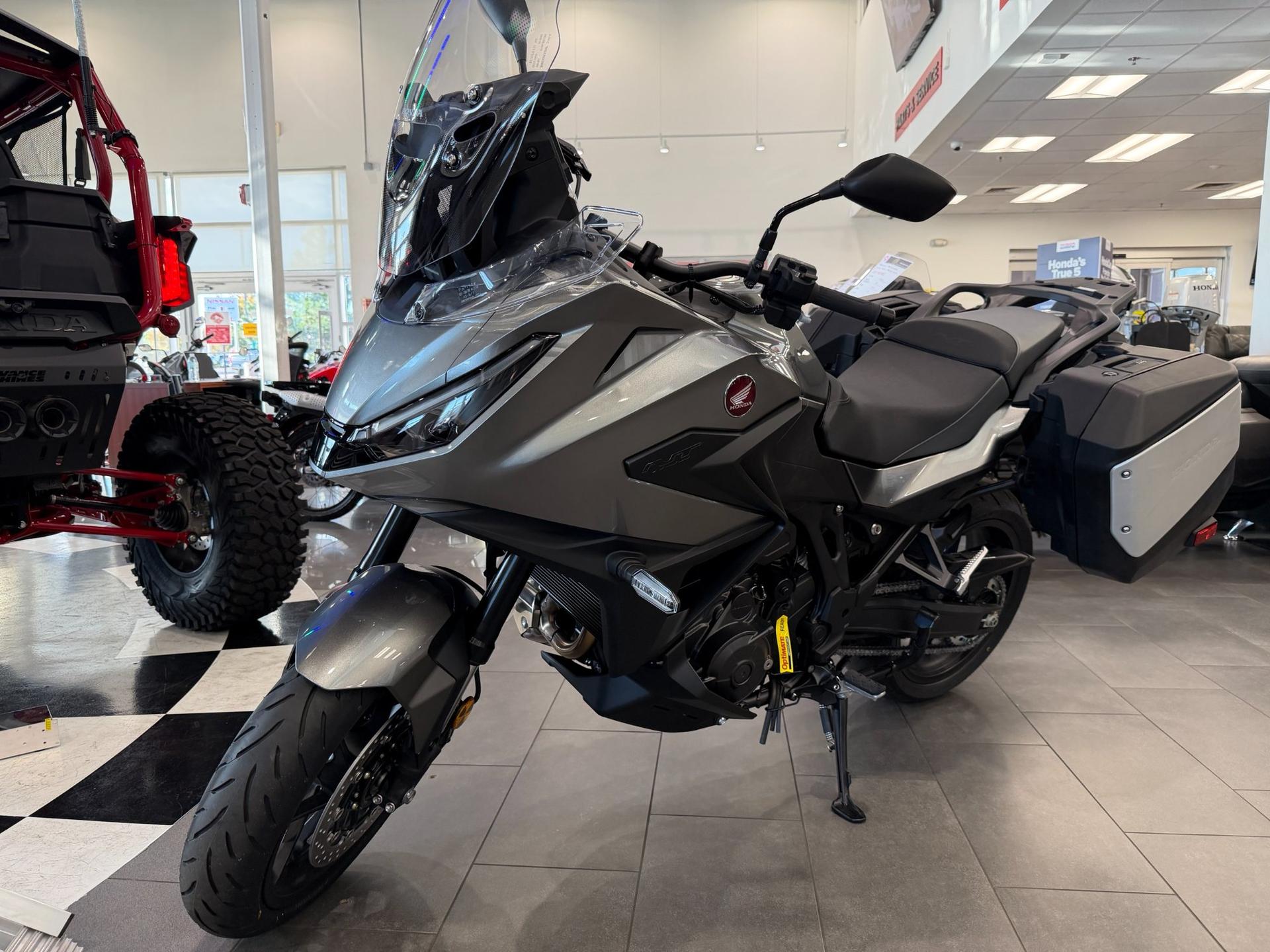 2026 Honda 2026 Honda NT1100 DCT - thumbnail 3