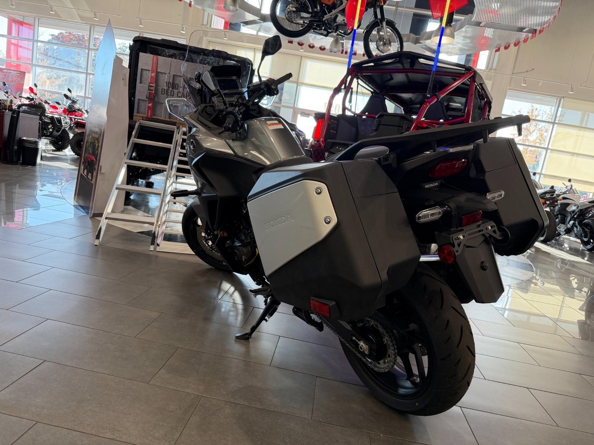 2026 Honda 2026 Honda NT1100 DCT - thumbnail 7
