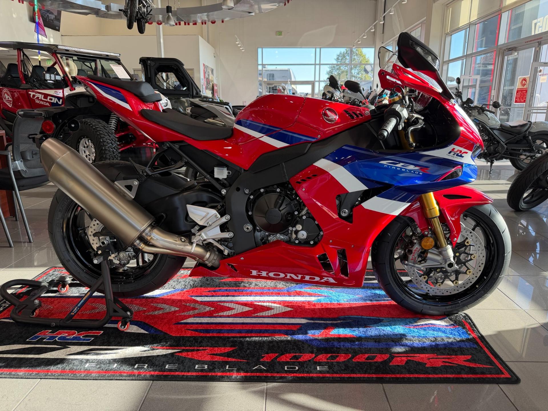 2027 Honda CBR1000RR-R Fireblade SP CBR10SPV