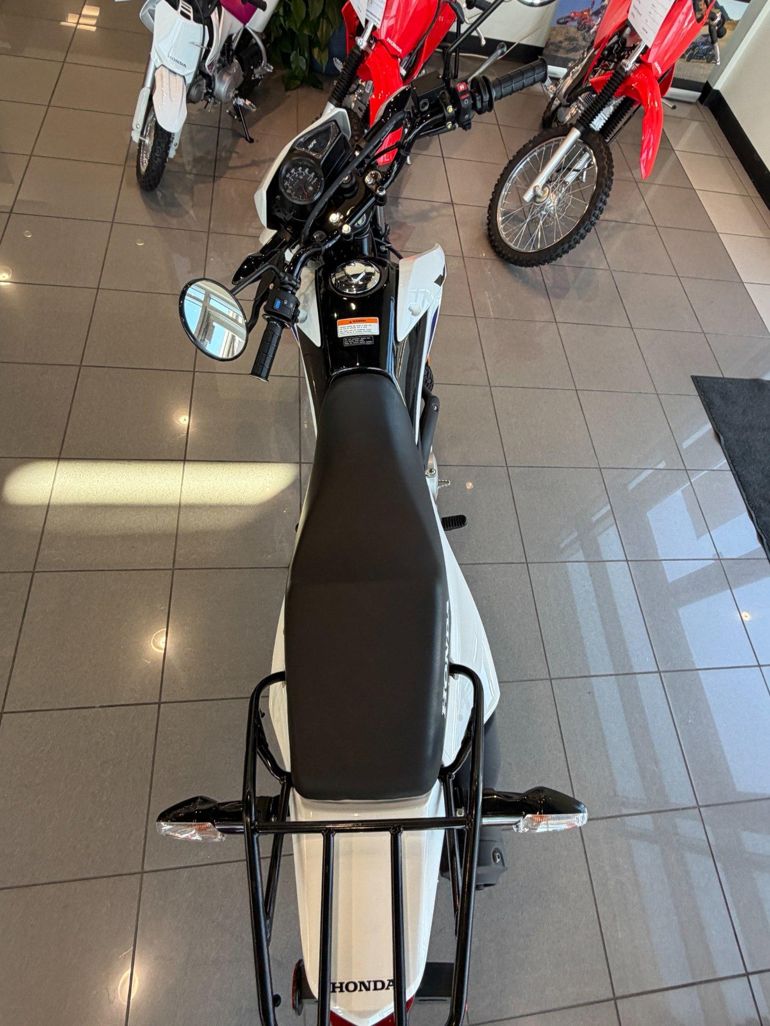 2026 Honda 2026 Honda XR150L - thumbnail 7