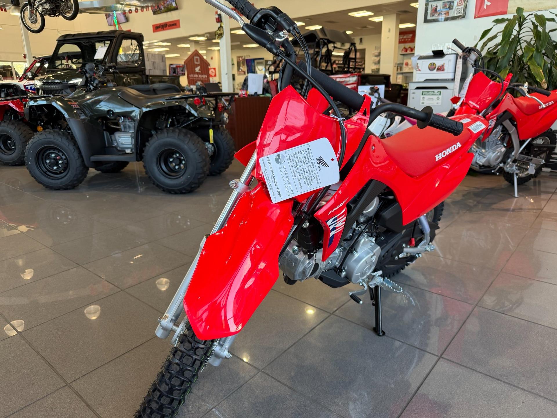 2027 Honda 2027 Honda CRF110F - thumbnail 3