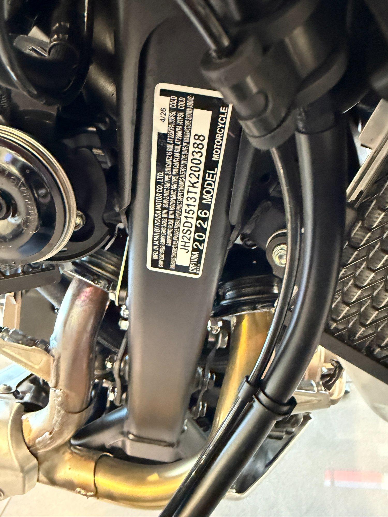 2026 Honda 2026 Honda Africa Twin - thumbnail 10