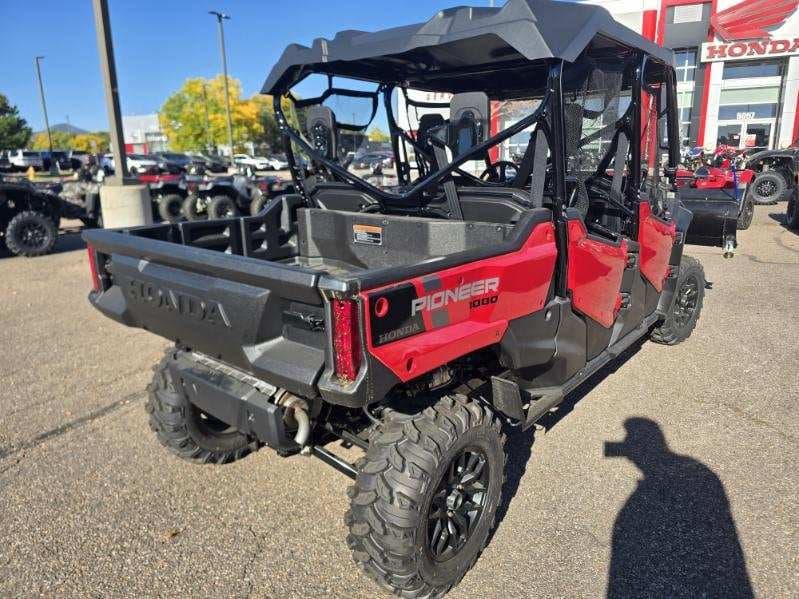 2025 Honda 2025 Honda Pioneer 1000-6 Deluxe Crew - thumbnail 7
