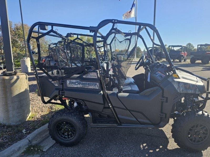 2027 Honda Pioneer 700 SXS700M4FV