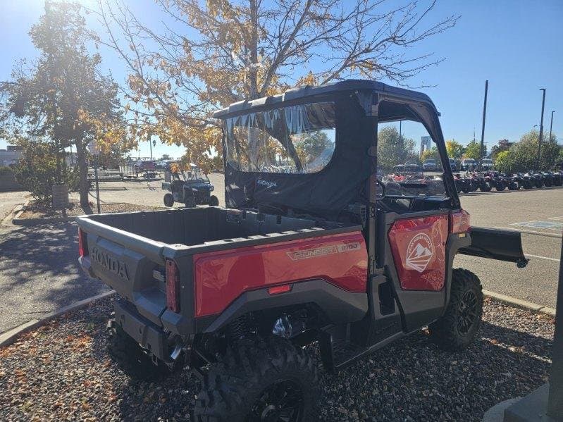 2026 Honda 2026 Honda Pioneer 1000 - thumbnail 8