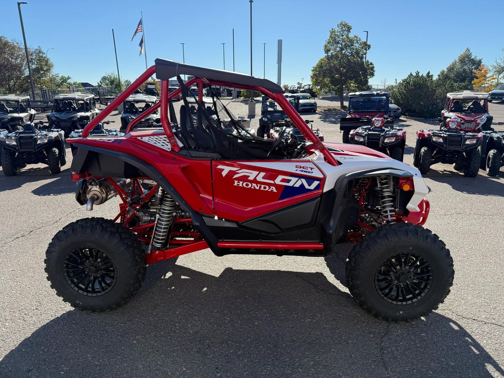 2026 Honda Talon 1000R FOX Live Valve SXS10S2RDT