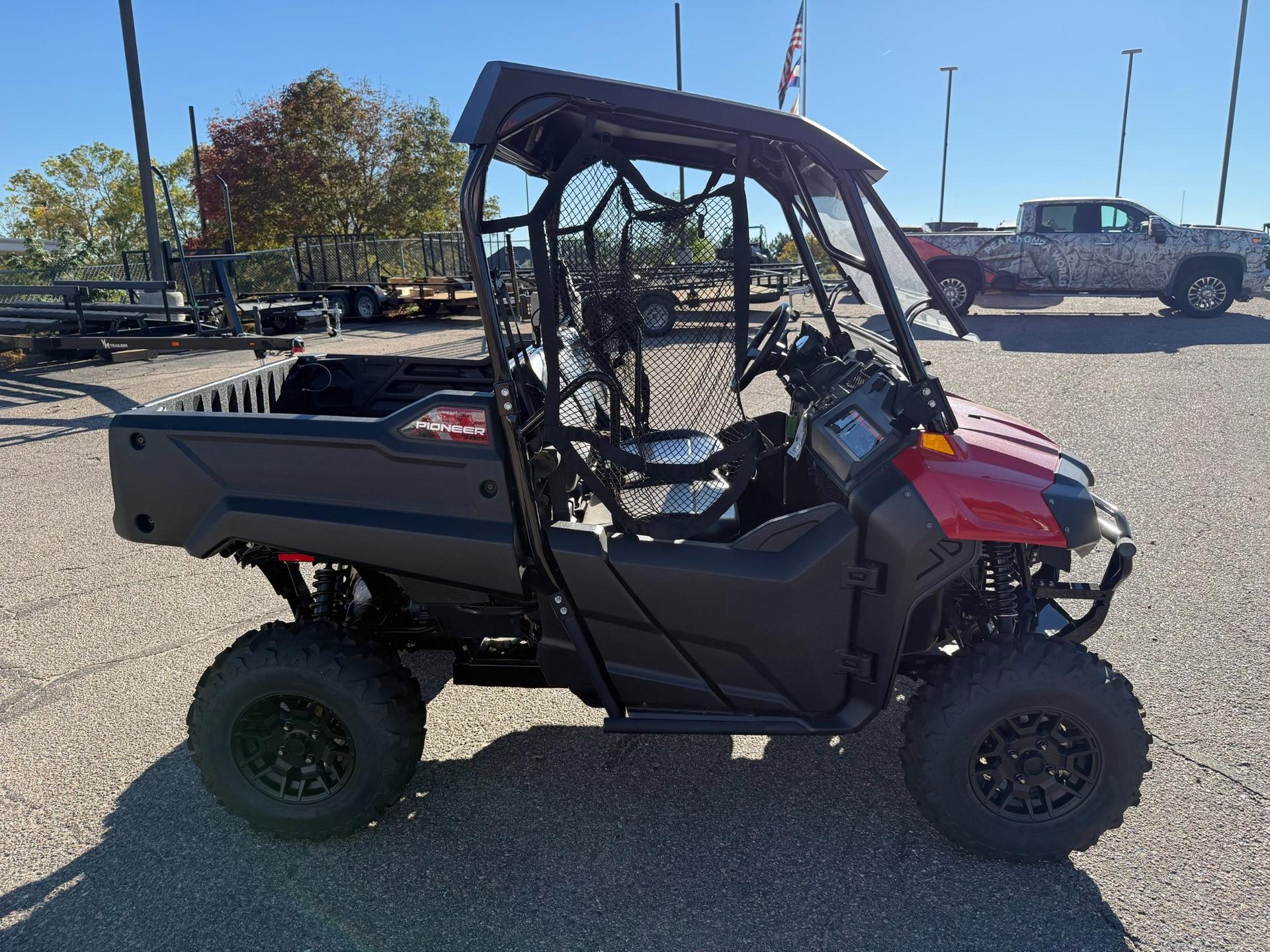 2026 Honda 2026 Honda Pioneer 700 Deluxe - thumbnail 15