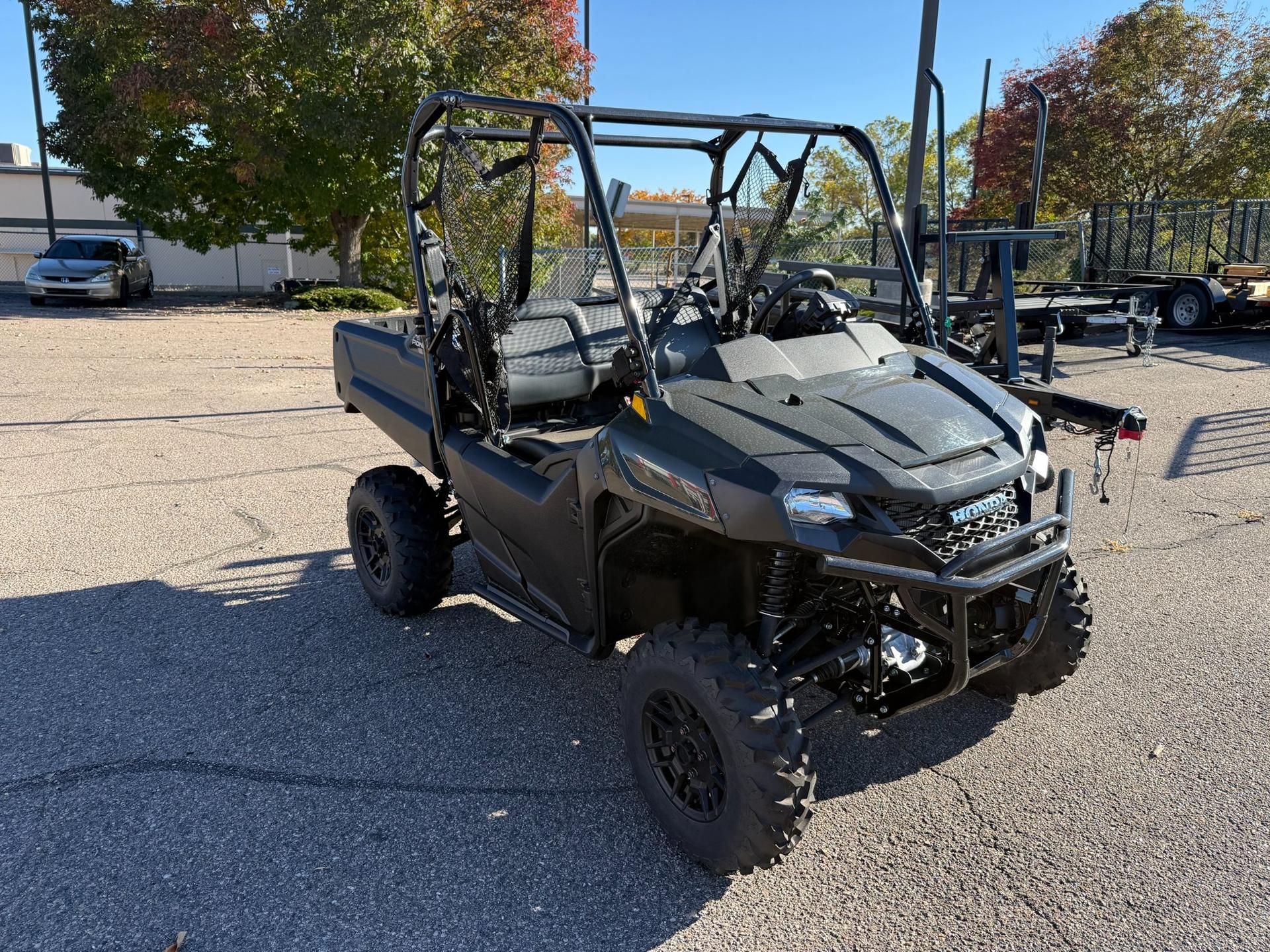2026 Honda 2026 Honda Pioneer 700 Deluxe - thumbnail 11